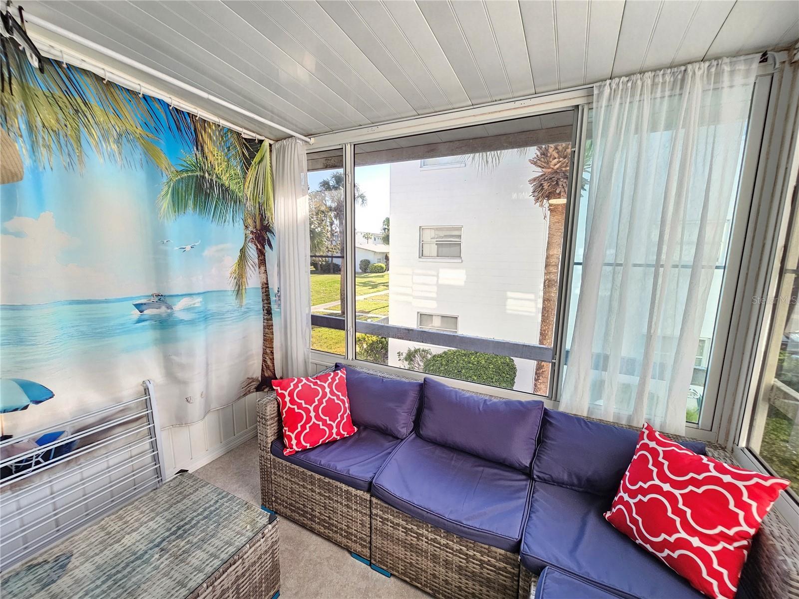 Image 13 of 17 For 5896 Palm Lane C27