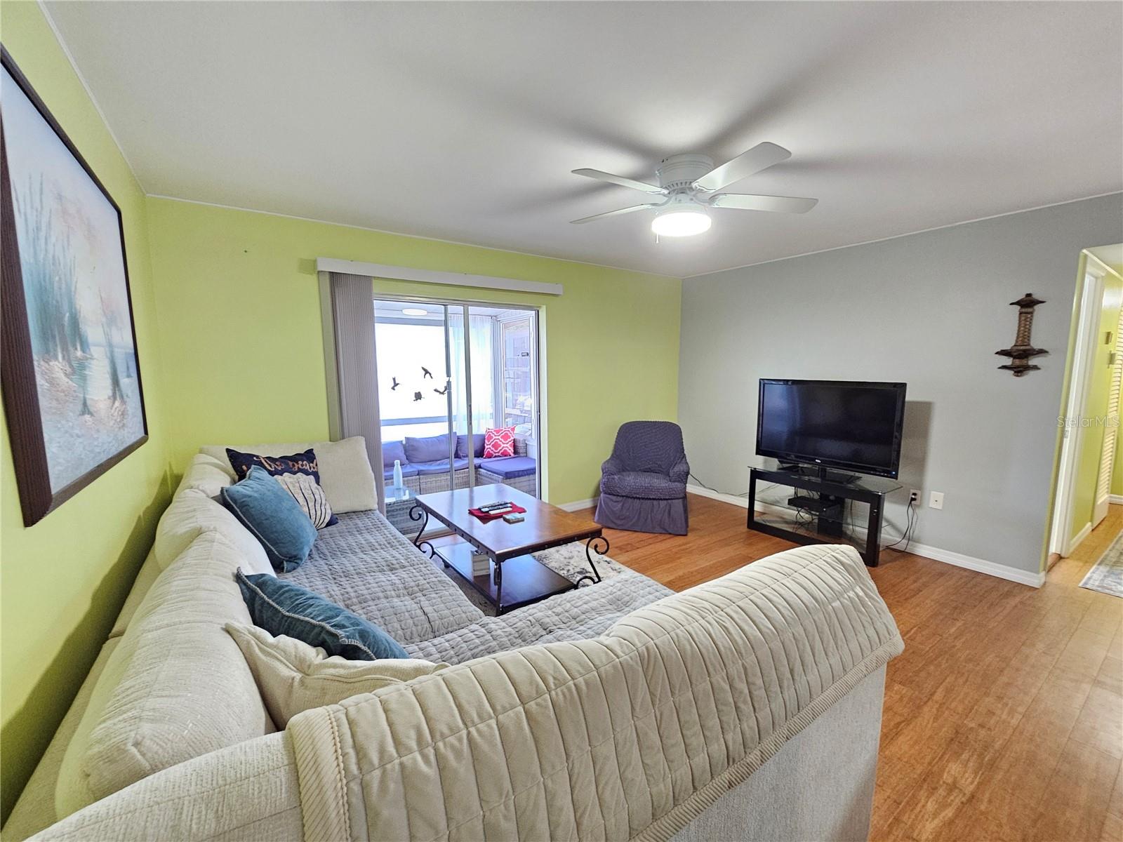 Image 8 of 17 For 5896 Palm Lane C27