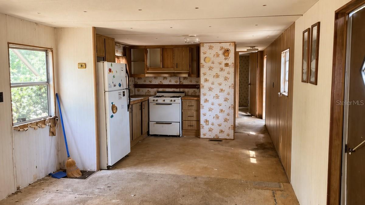 Image 6 of 8 For 11281 64th Place