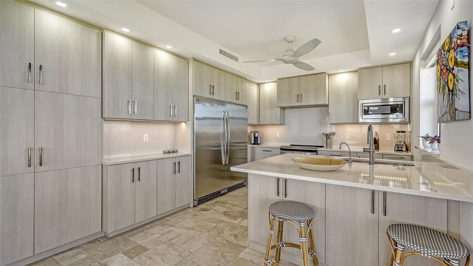 Image 13 of 75 For 3060 Grand Bay Boulevard 172