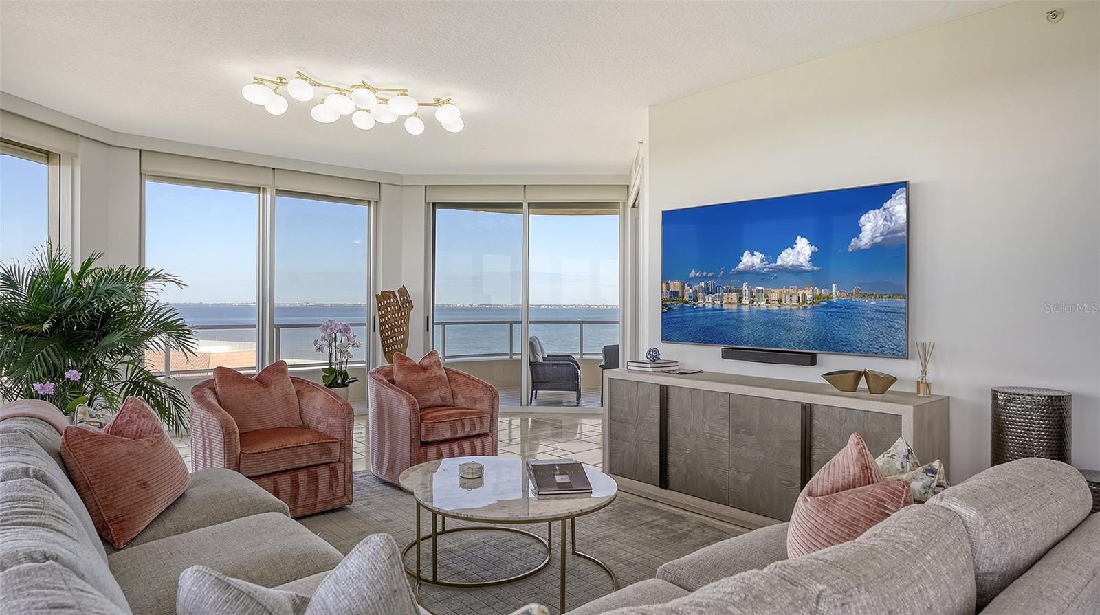 Image 14 of 75 For 3060 Grand Bay Boulevard 172