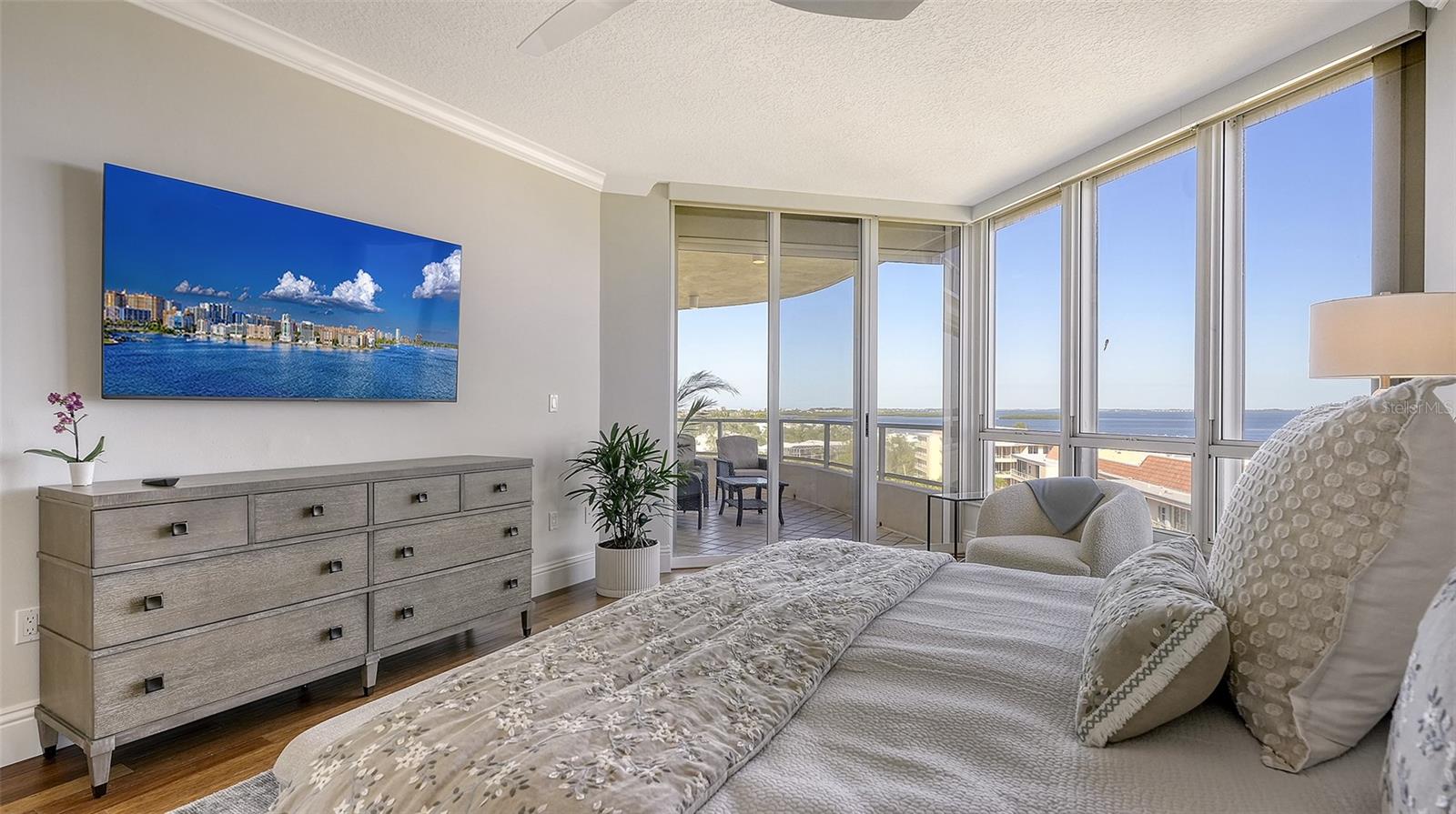 Image 30 of 75 For 3060 Grand Bay Boulevard 172