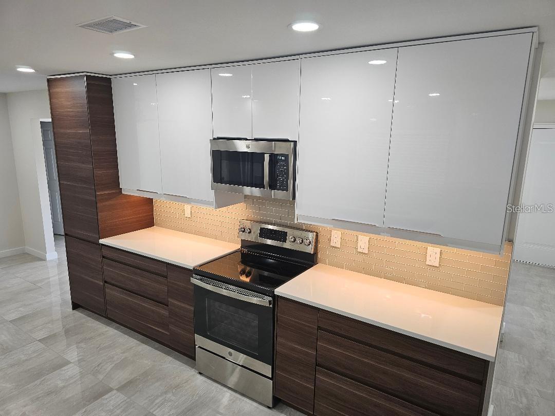 Image 6 of 22 For 1208 76th Street Nw