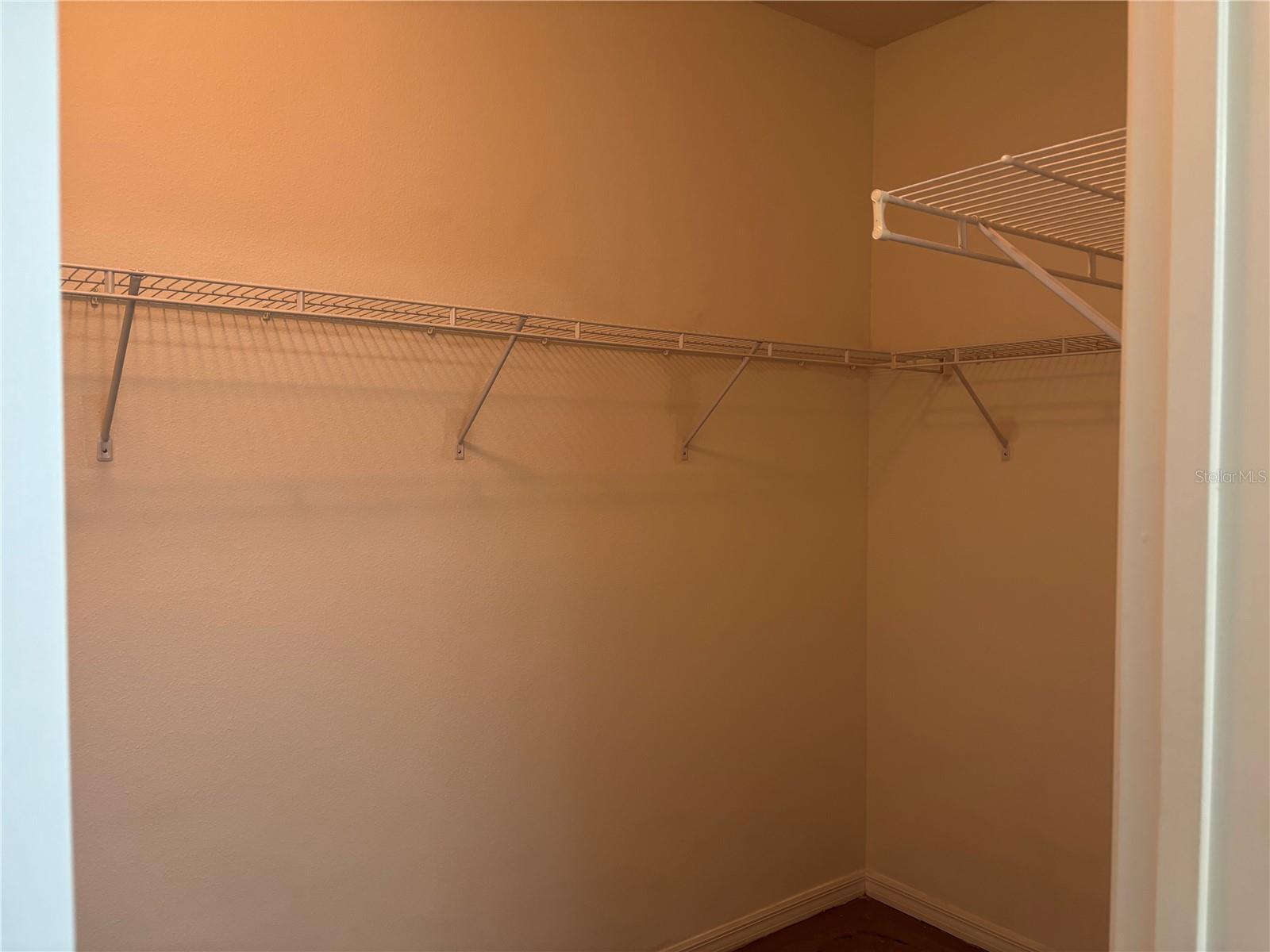 Image 16 of 24 For 3429 Parkridge Circle 19-103