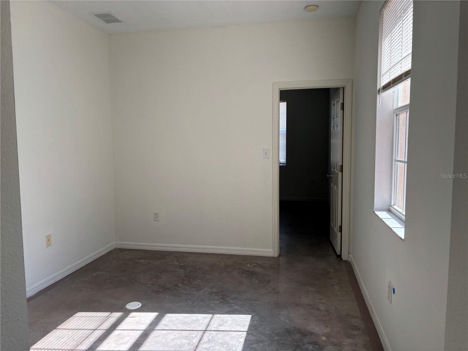 Image 22 of 24 For 3429 Parkridge Circle 19-103