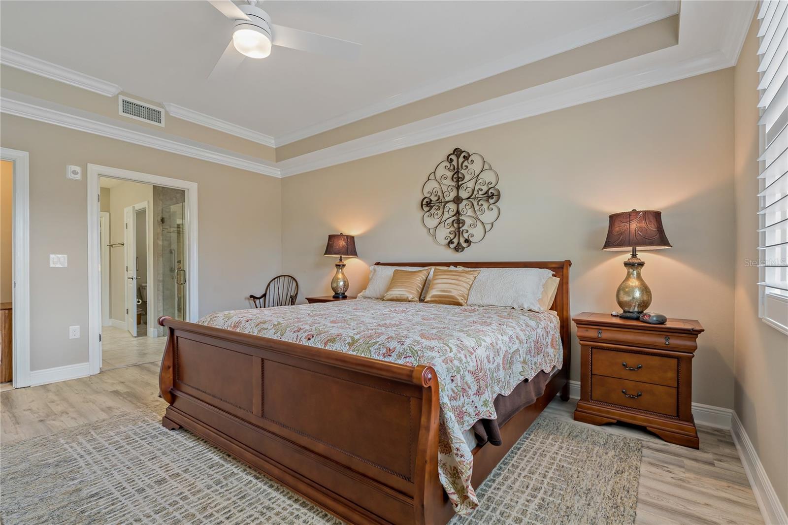 Image 15 of 64 For 23085 Banbury Way 103