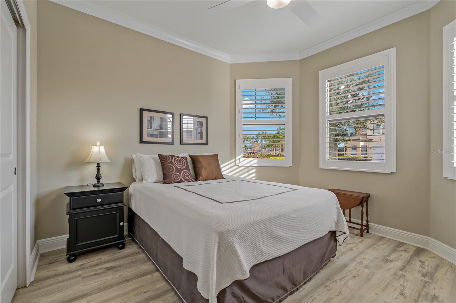 Image 22 of 64 For 23085 Banbury Way 103