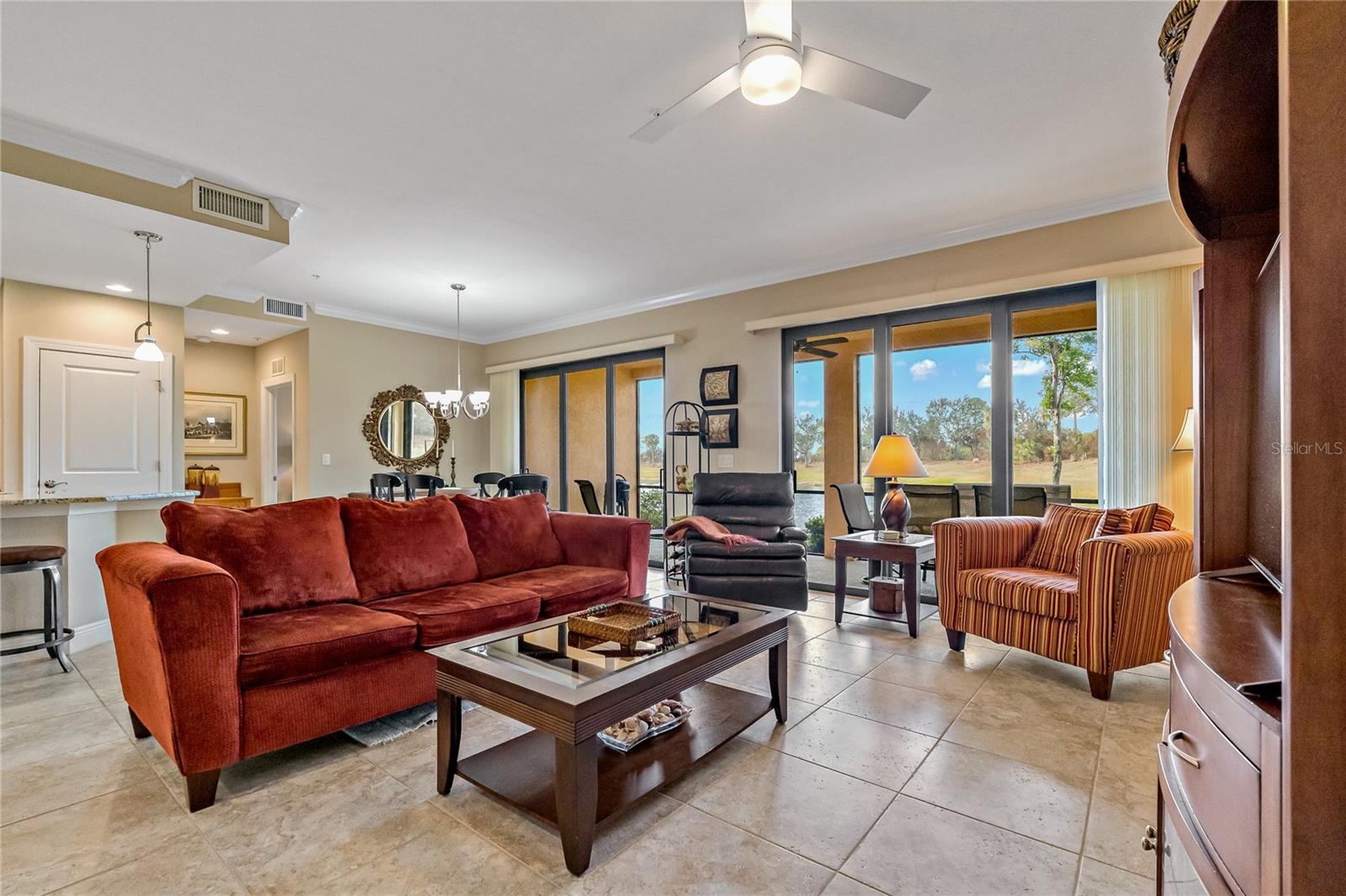 Image 4 of 64 For 23085 Banbury Way 103