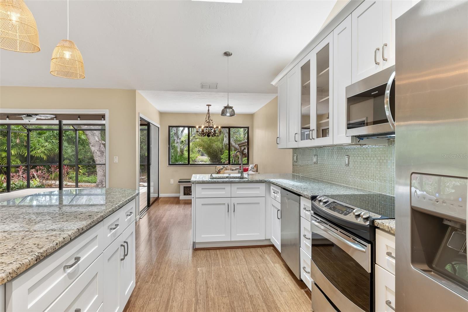 Image 13 of 34 For 4295 Woodview Drive