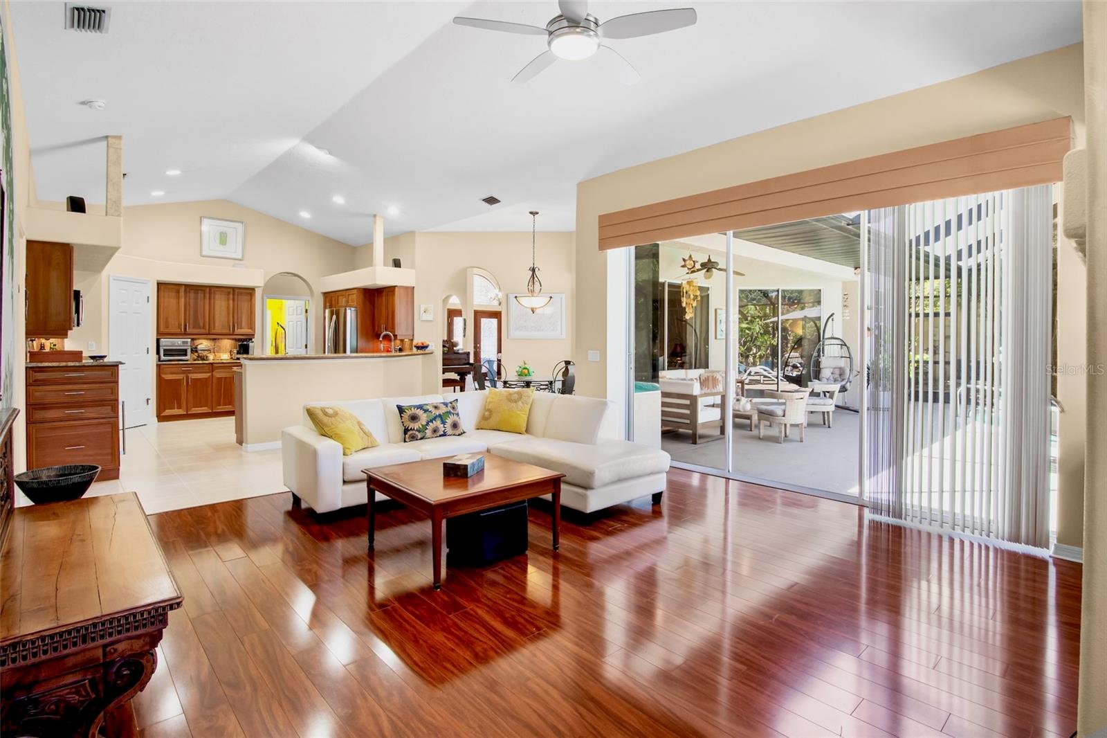 Image 17 of 55 For 4813 Benchmark Court