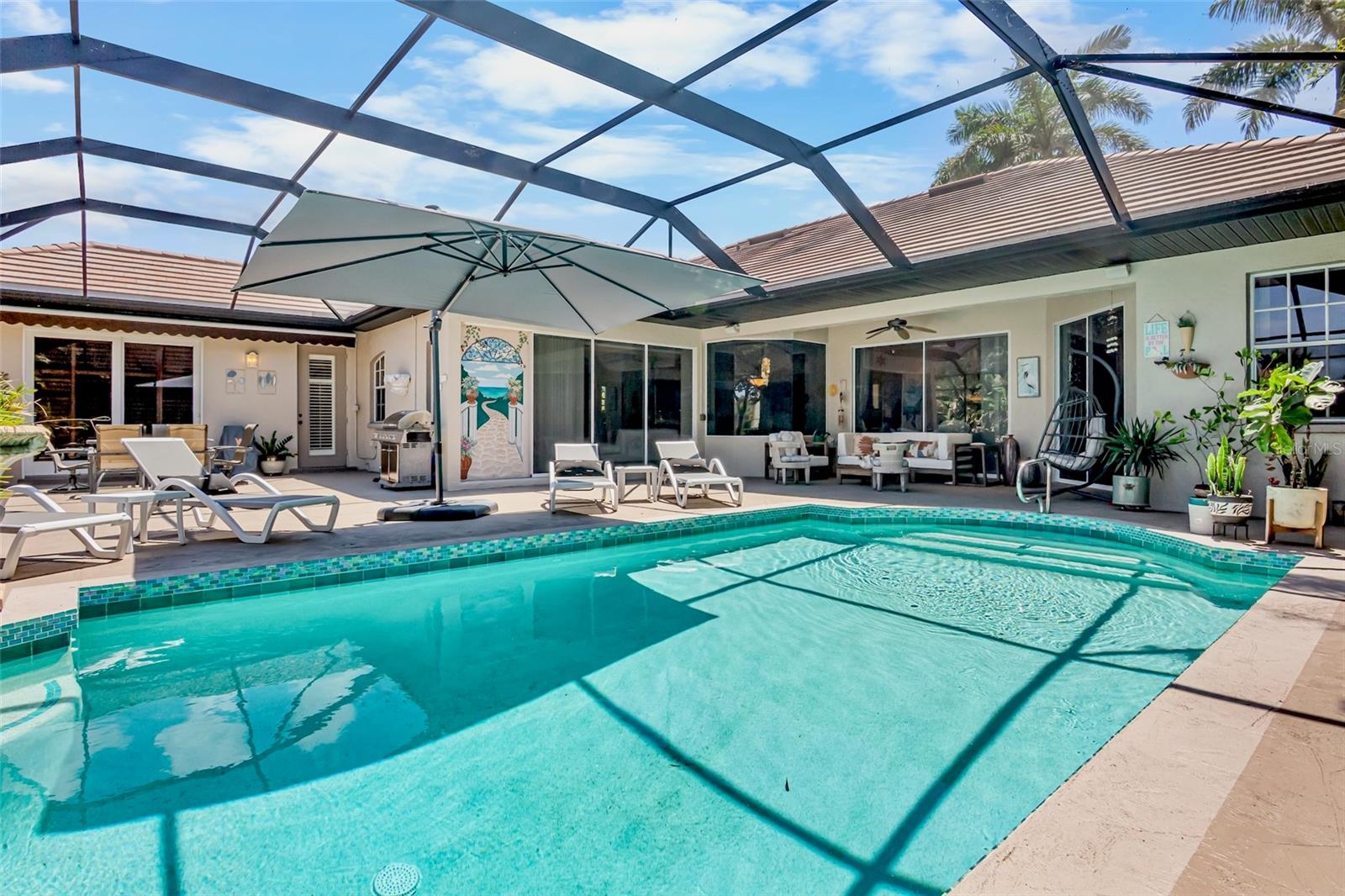 Image 21 of 55 For 4813 Benchmark Court