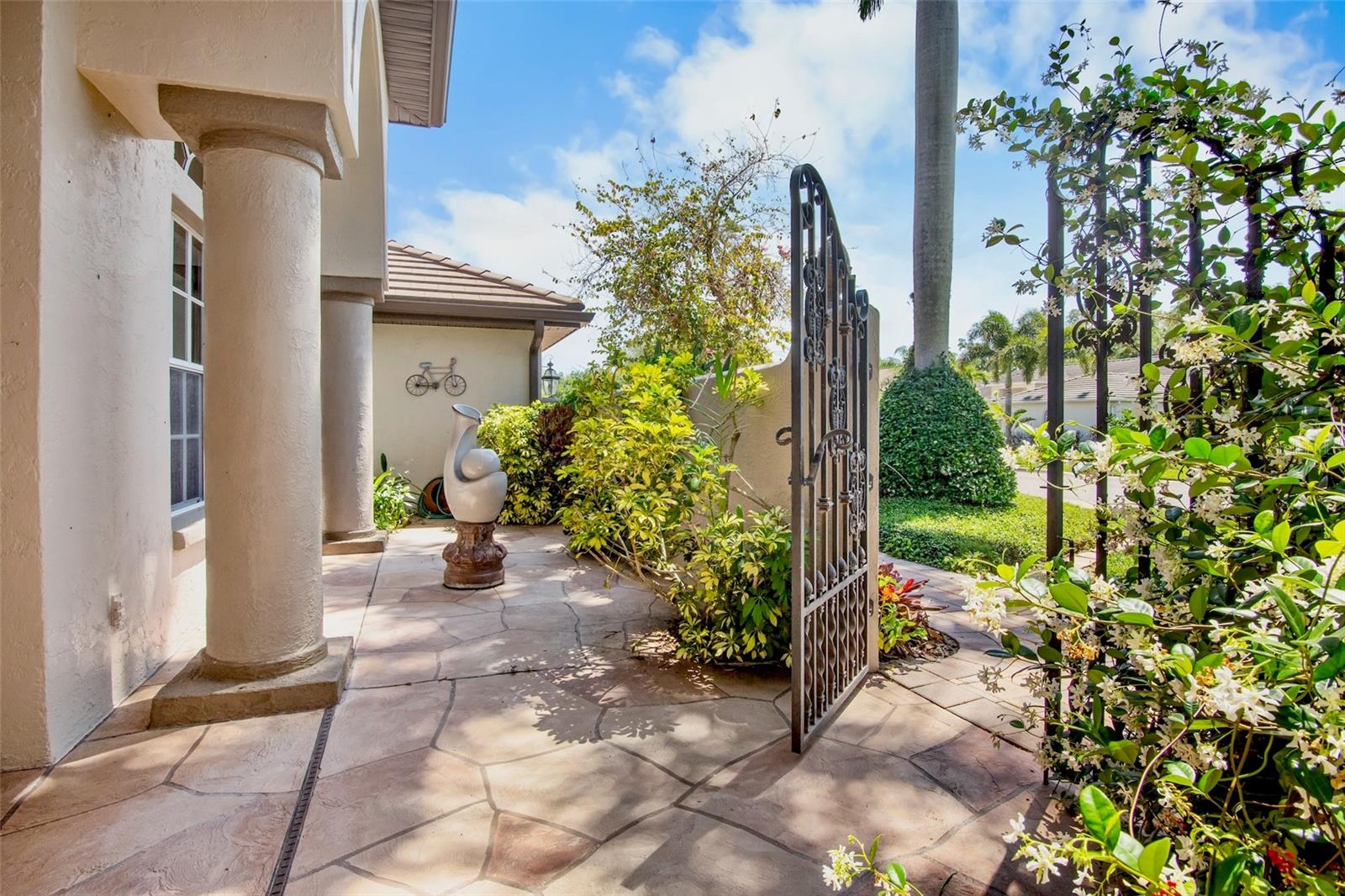 Image 7 of 55 For 4813 Benchmark Court