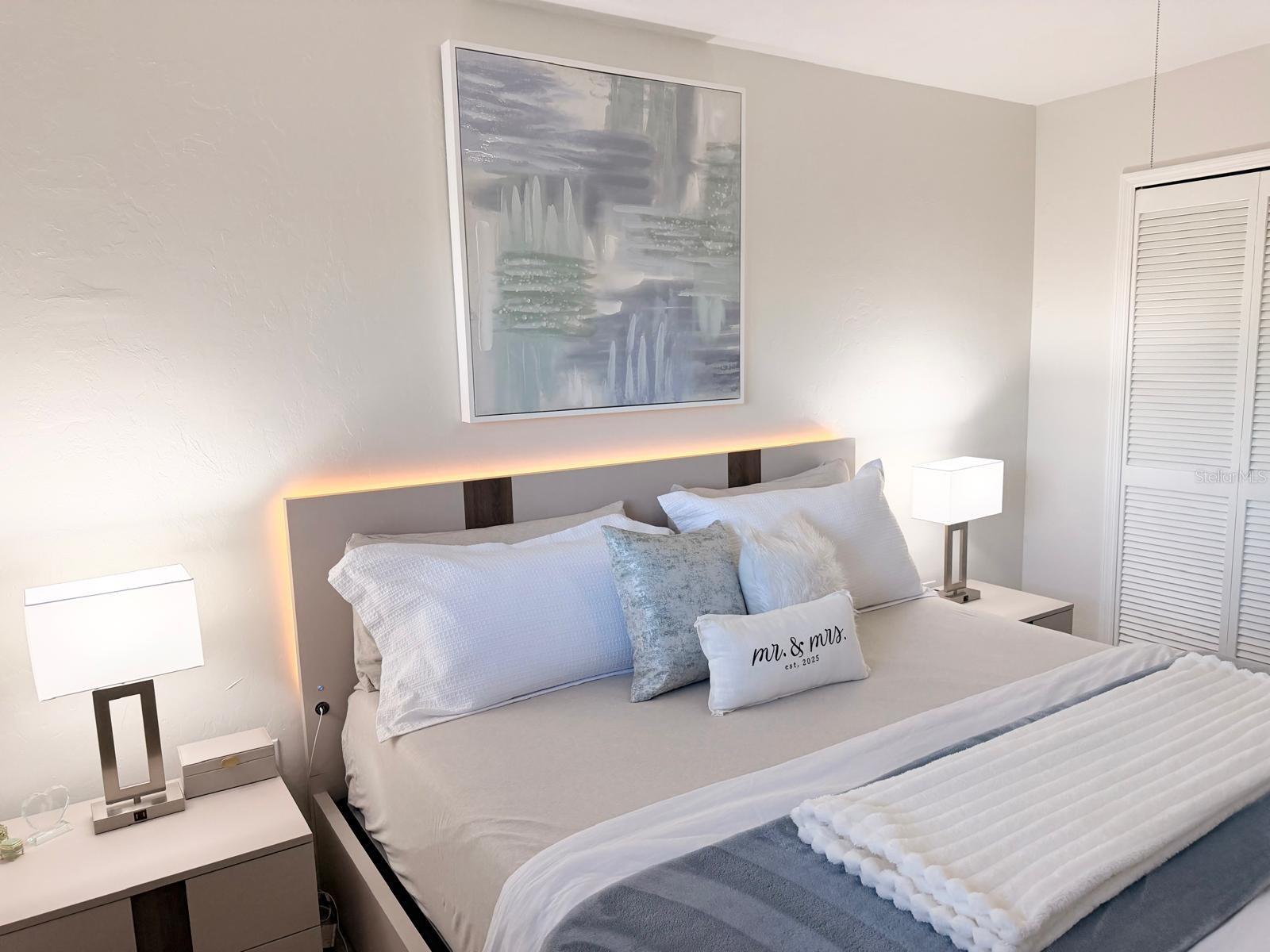 Image 18 of 33 For 16th Pl  