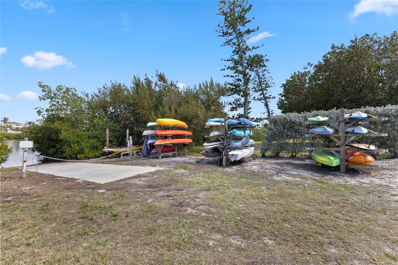 Image 31 of 32 For 3330 Gulf Of Mexico Drive 104d