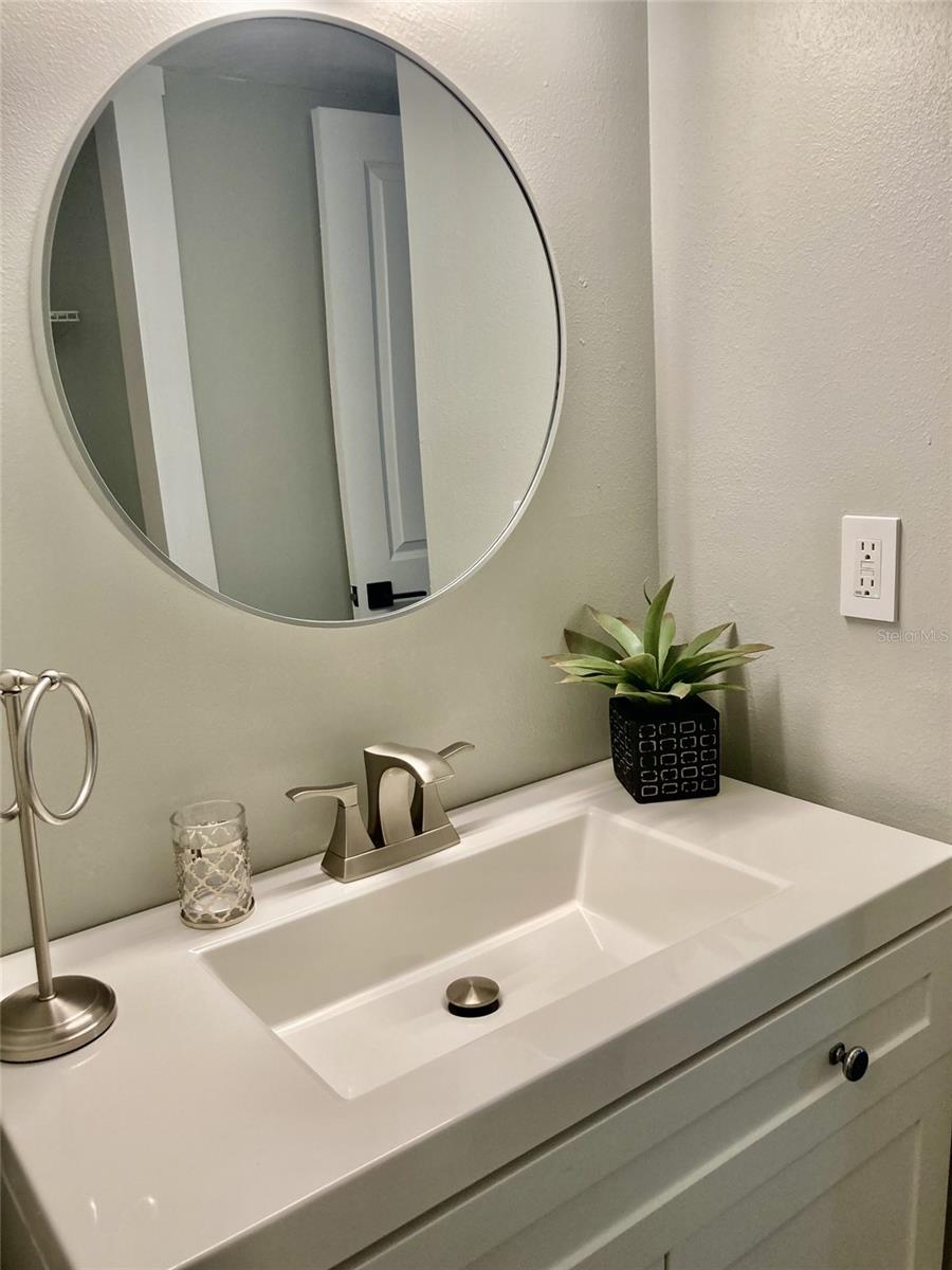 Image 13 of 20 For 6114 43rd Street W 103e