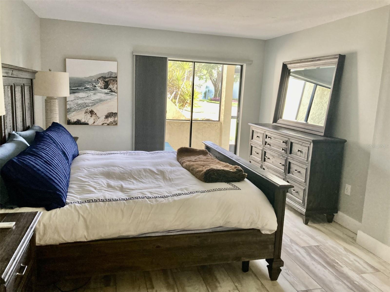 Image 9 of 20 For 6114 43rd Street W 103e