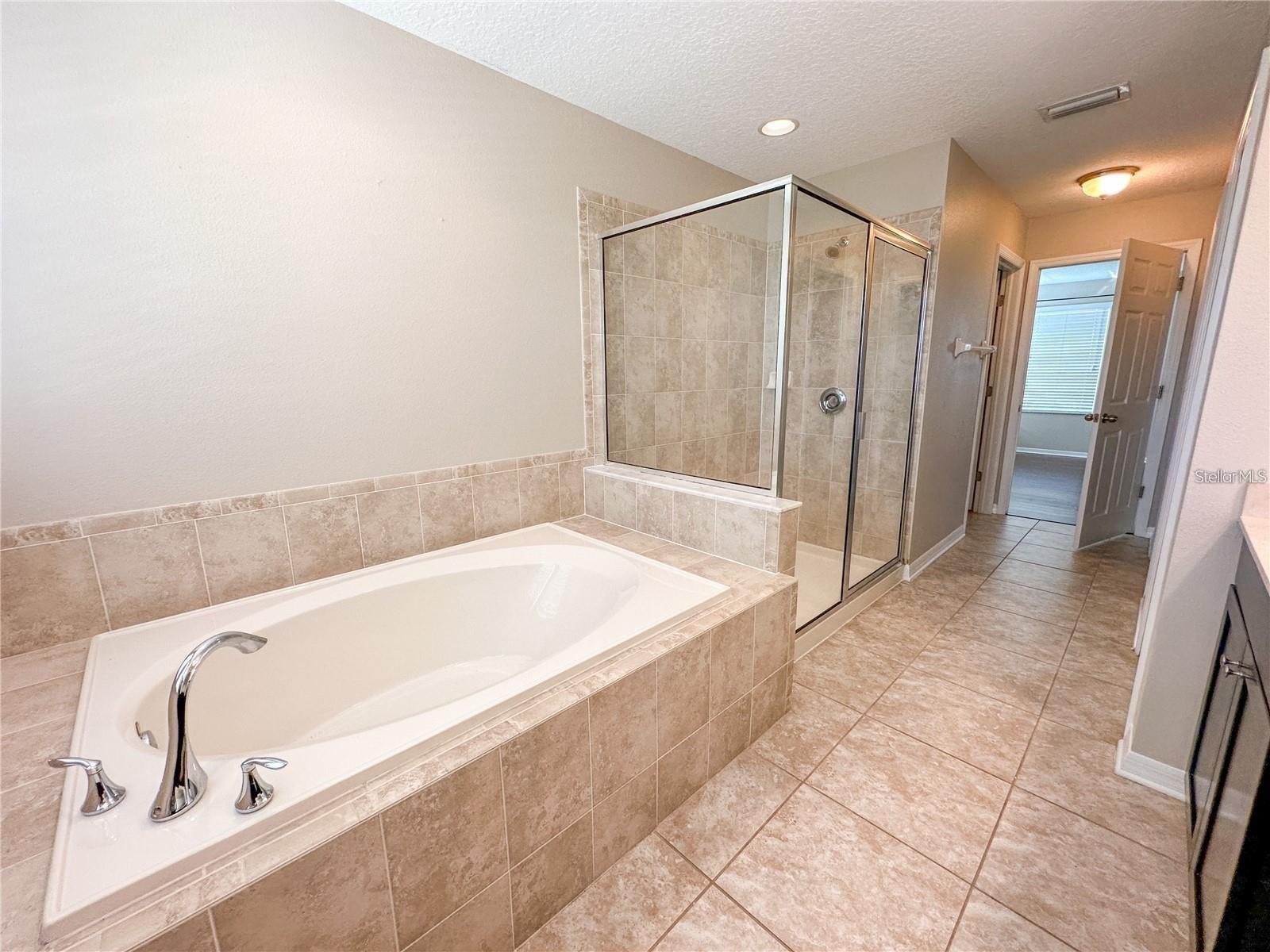 Image 15 of 25 For 8979 39th Street Circle E