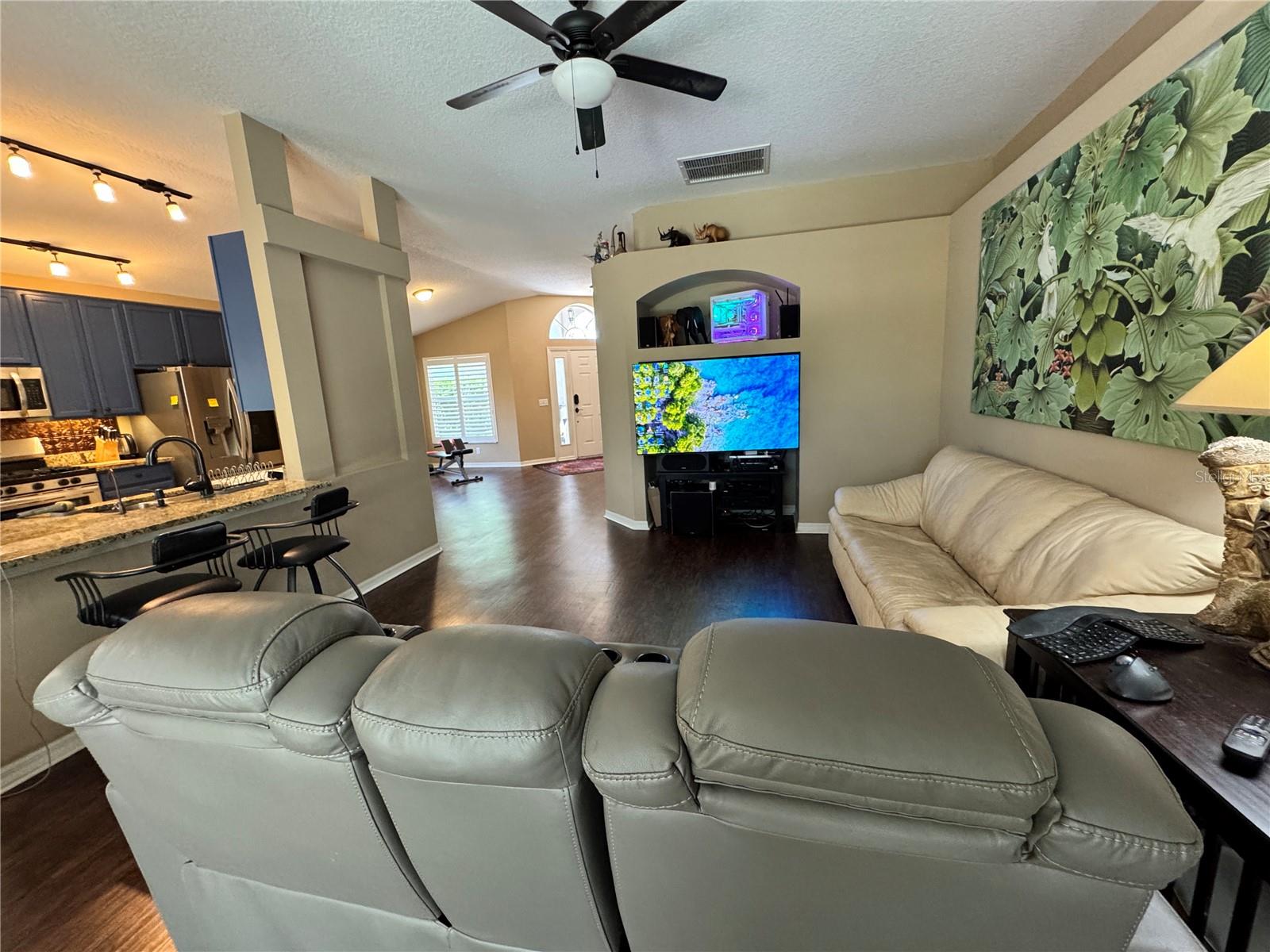 Image 14 of 33 For 6207 Tupelo Trail