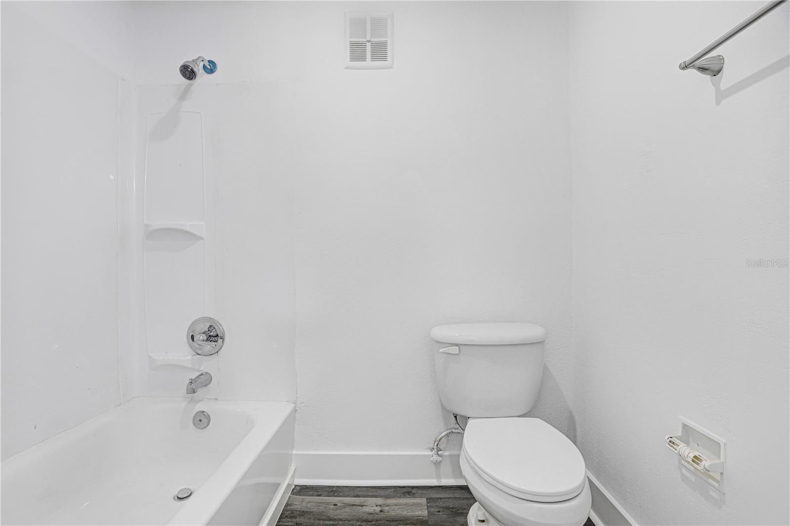 Image 10 of 29 For 5603 80th Street N 303