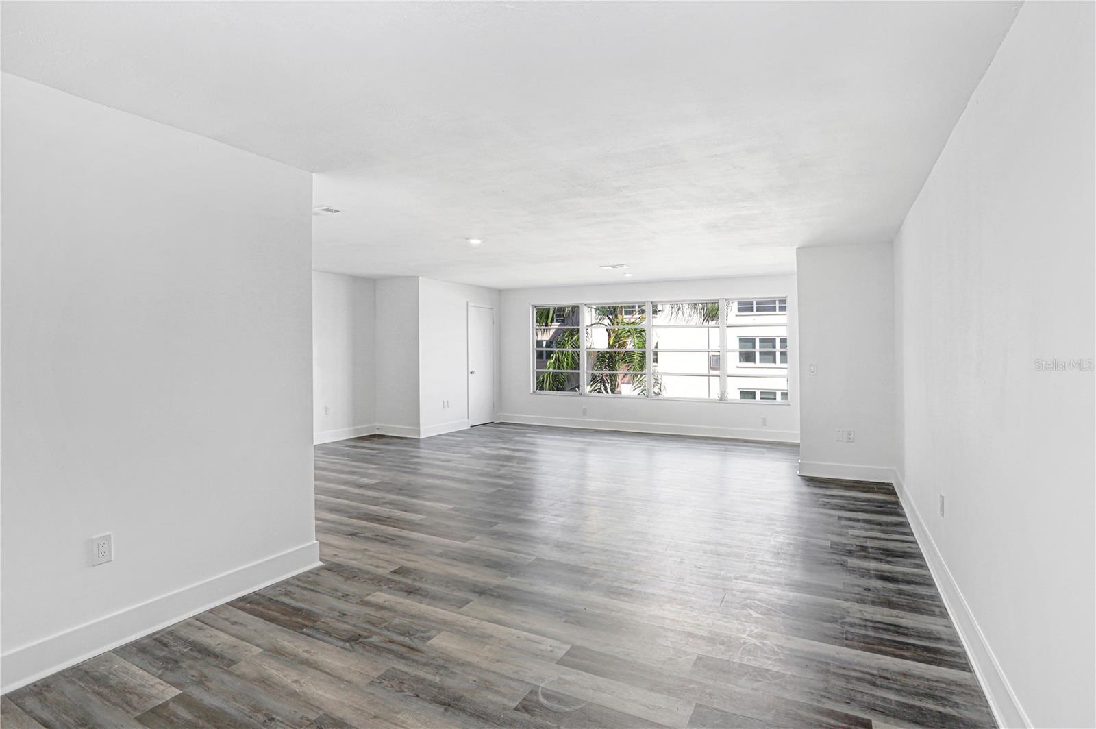 Image 16 of 29 For 5603 80th Street N 303