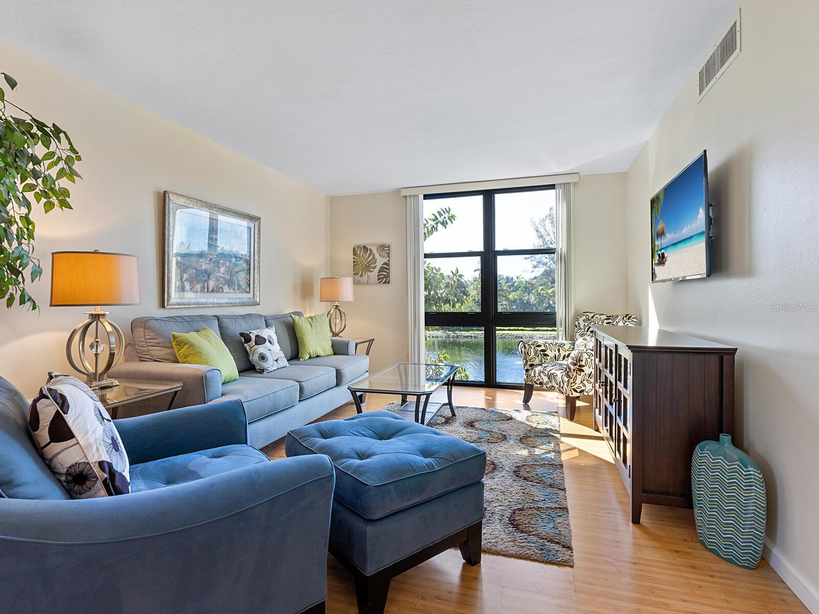 Image 13 of 51 For 22 Sandy Cove Road Apt 203