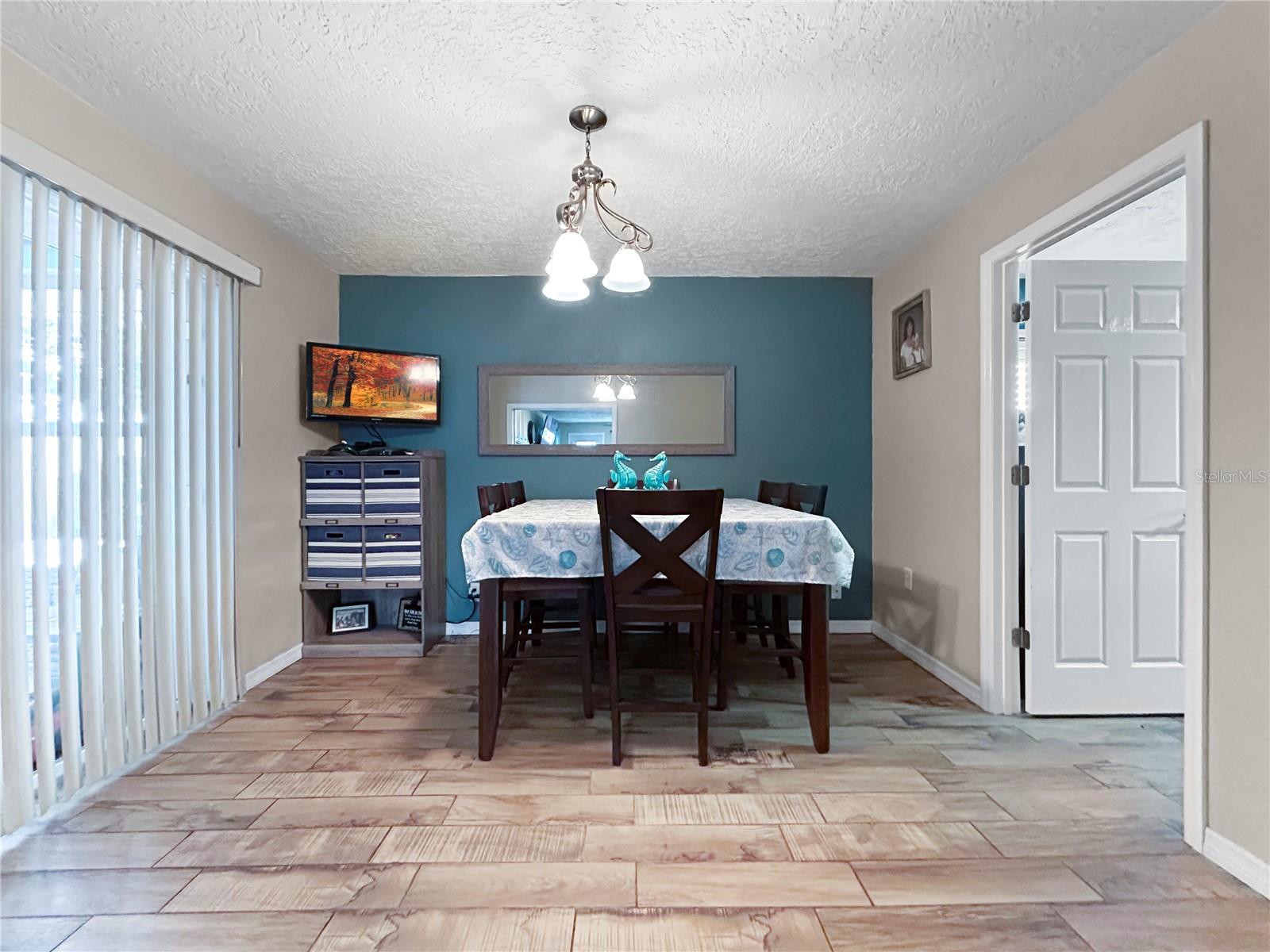 Image 11 of 26 For 2307 Emory Avenue