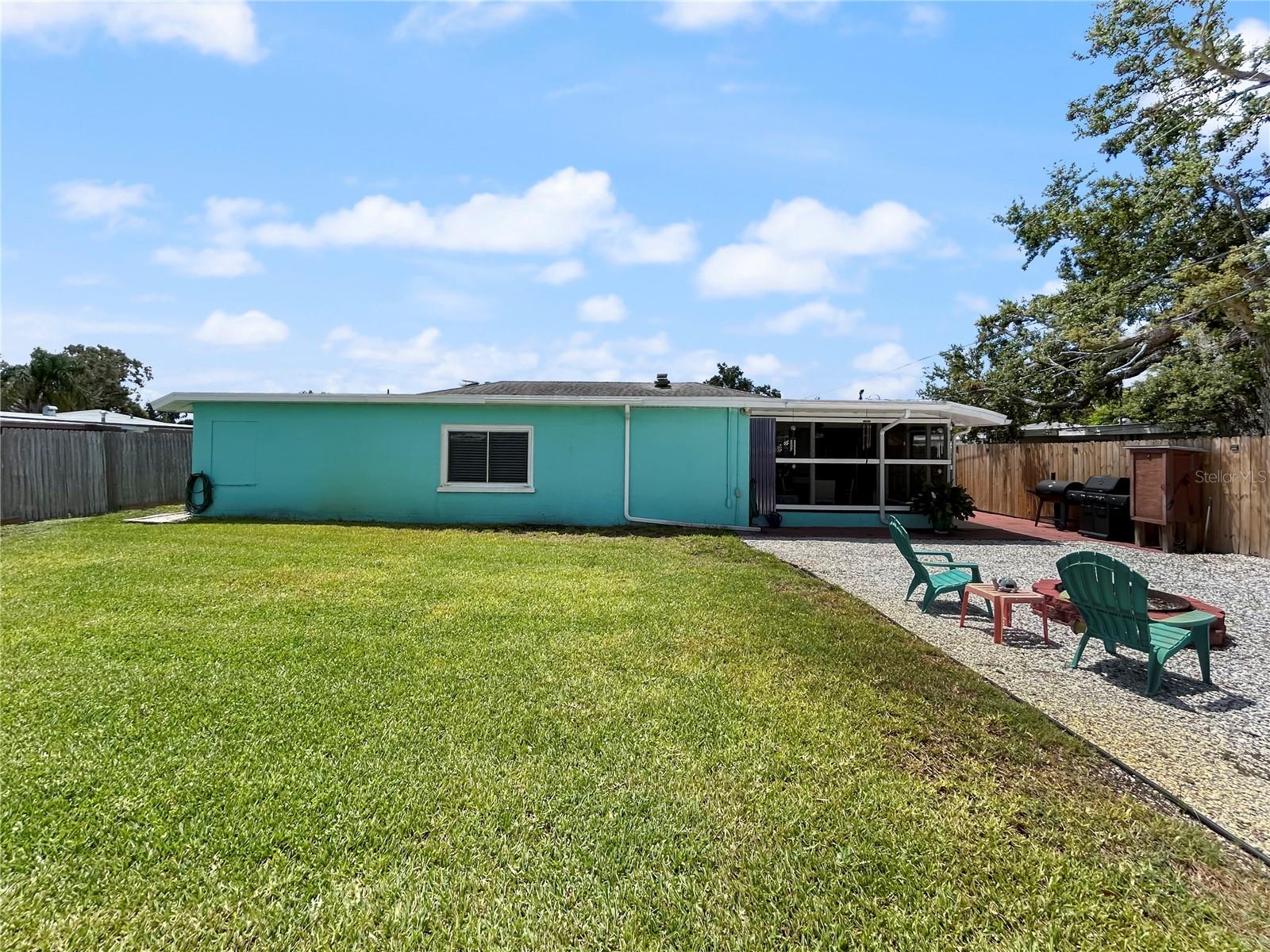 Image 3 of 26 For 2307 Emory Avenue