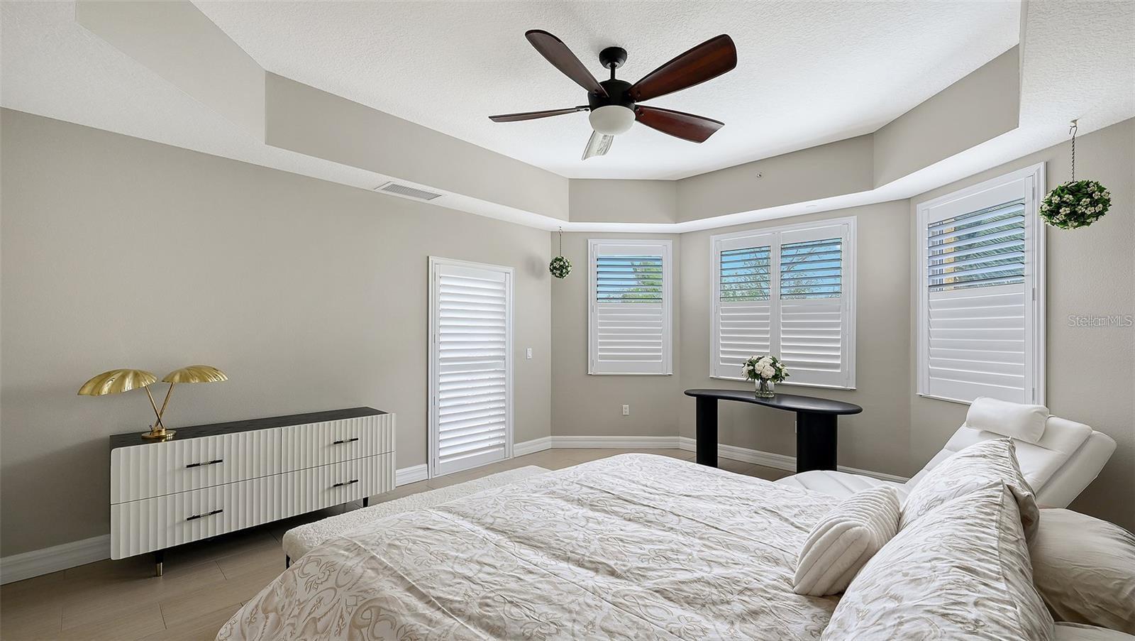 Image 15 of 38 For 1921 Monte Carlo Drive 302