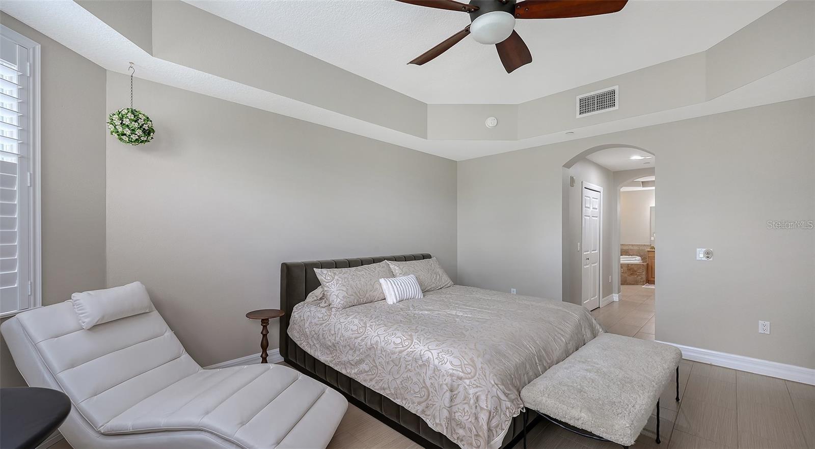 Image 16 of 38 For 1921 Monte Carlo Drive 302