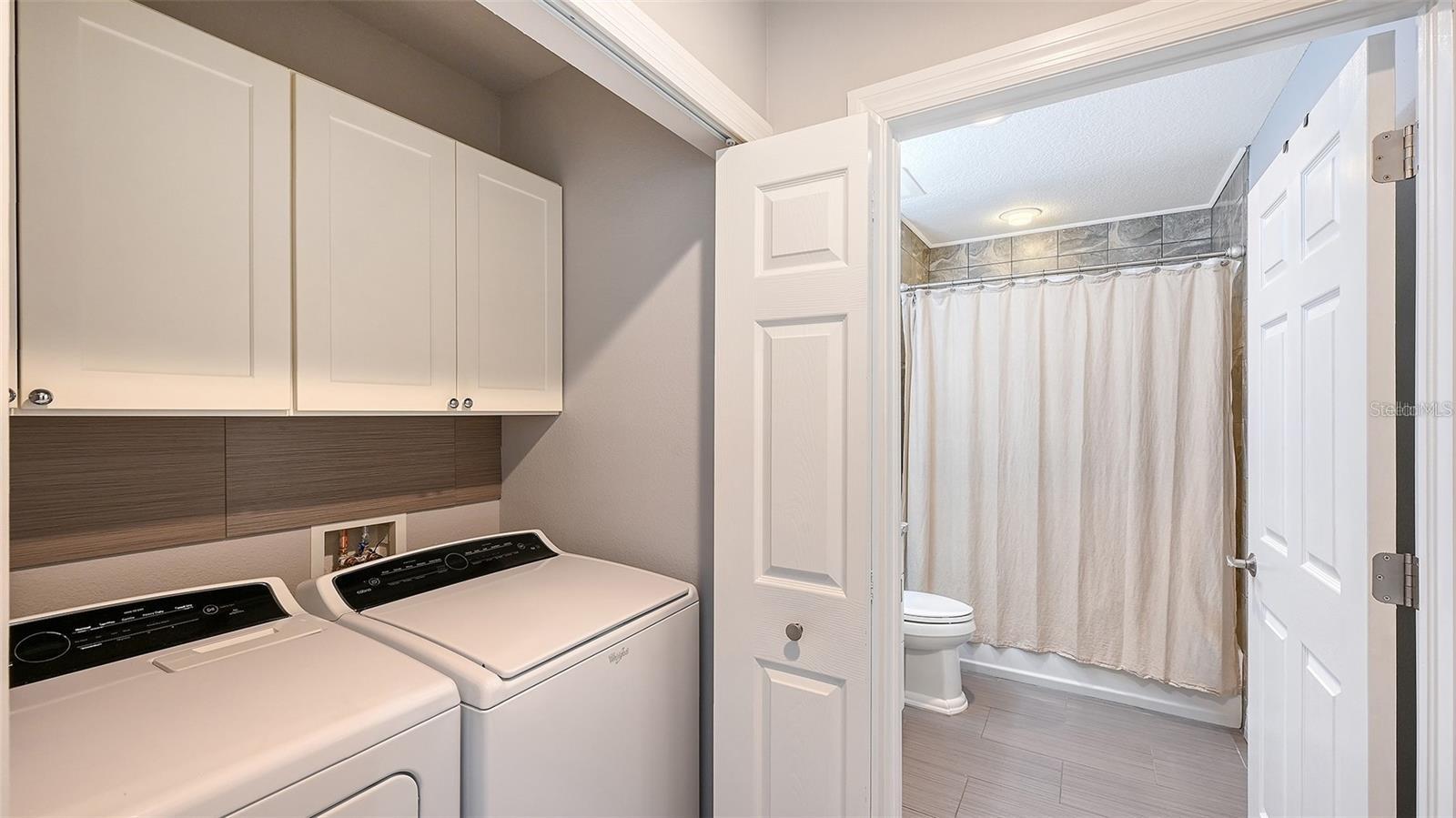 Image 22 of 38 For 1921 Monte Carlo Drive 302