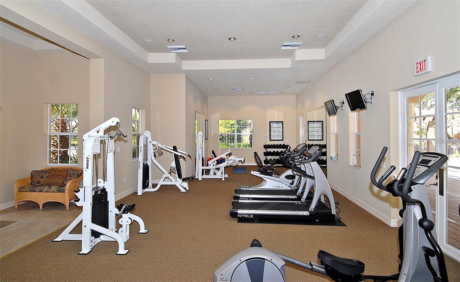 Image 30 of 38 For 1921 Monte Carlo Drive 302