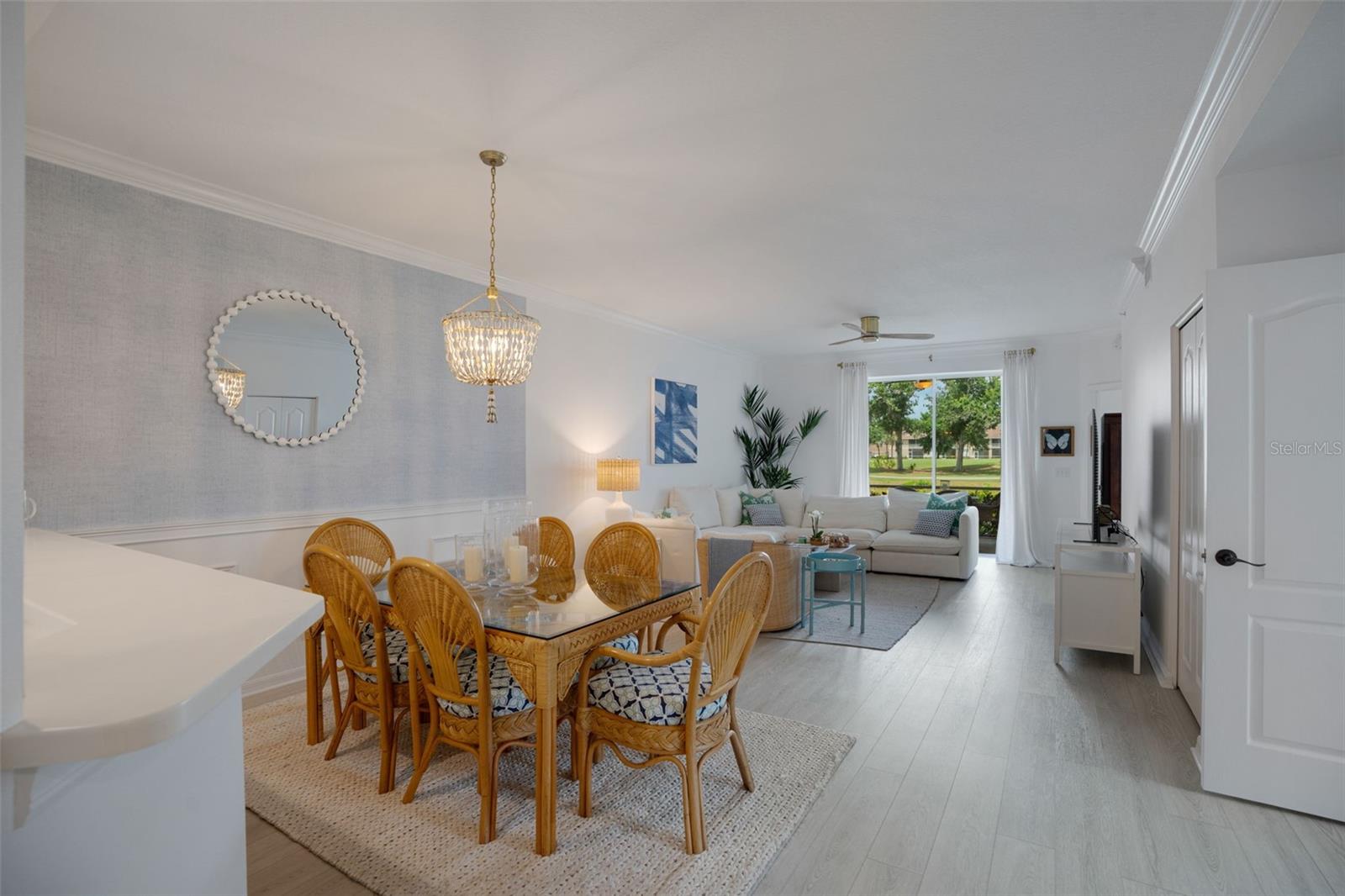 Listing photo id 10 for 5290 Hyland Hills Avenue 1916