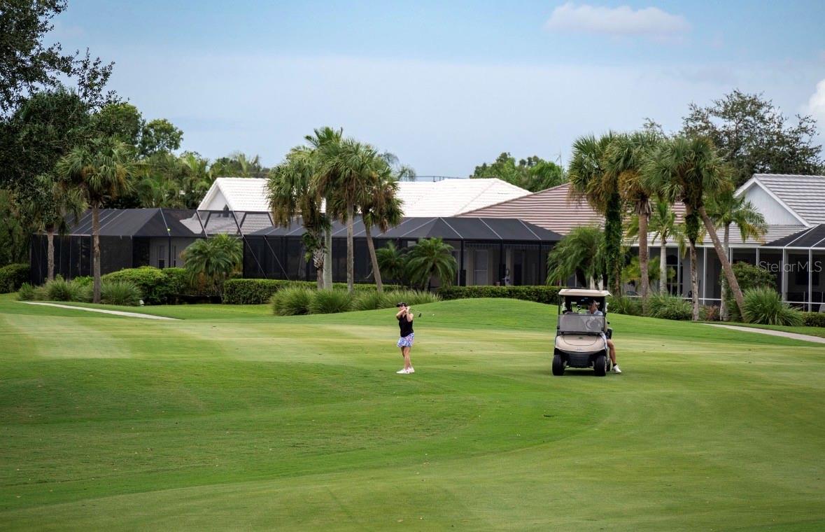 Listing photo id 35 for 5290 Hyland Hills Avenue 1916