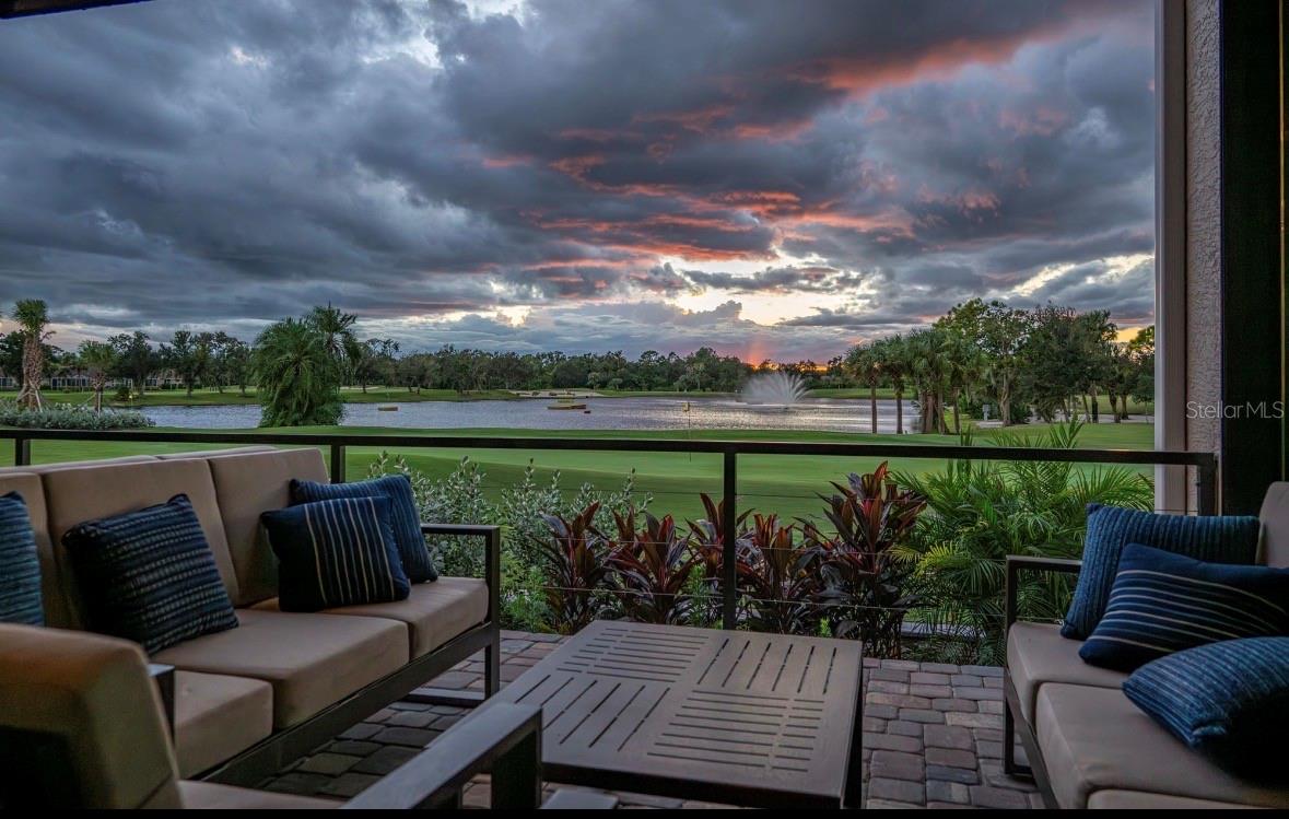 Listing photo id 41 for 5290 Hyland Hills Avenue 1916