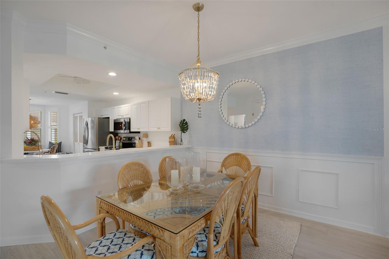 Listing photo id 7 for 5290 Hyland Hills Avenue 1916