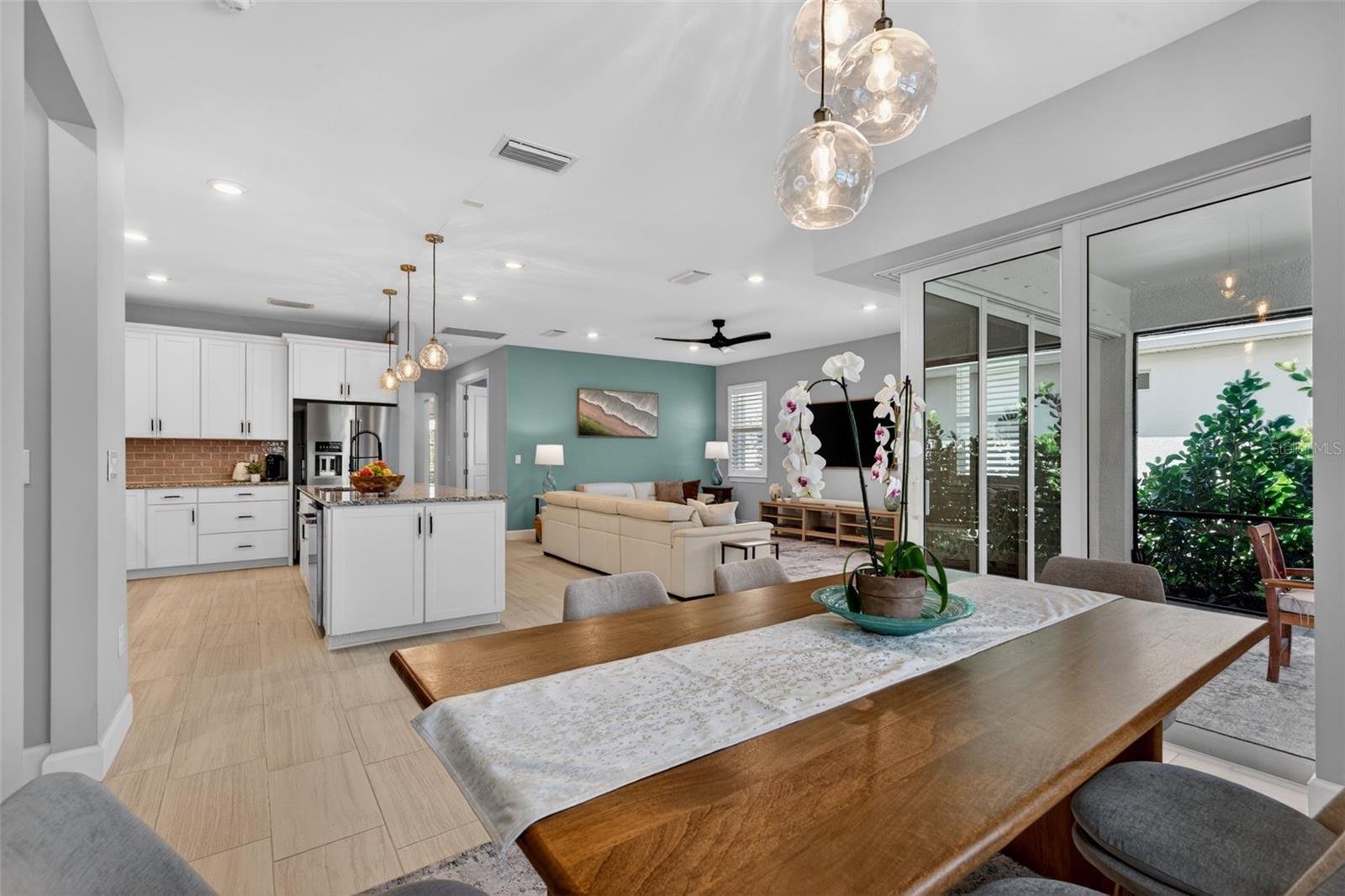 Image 30 of 98 For 10060 Coral Shore Drive