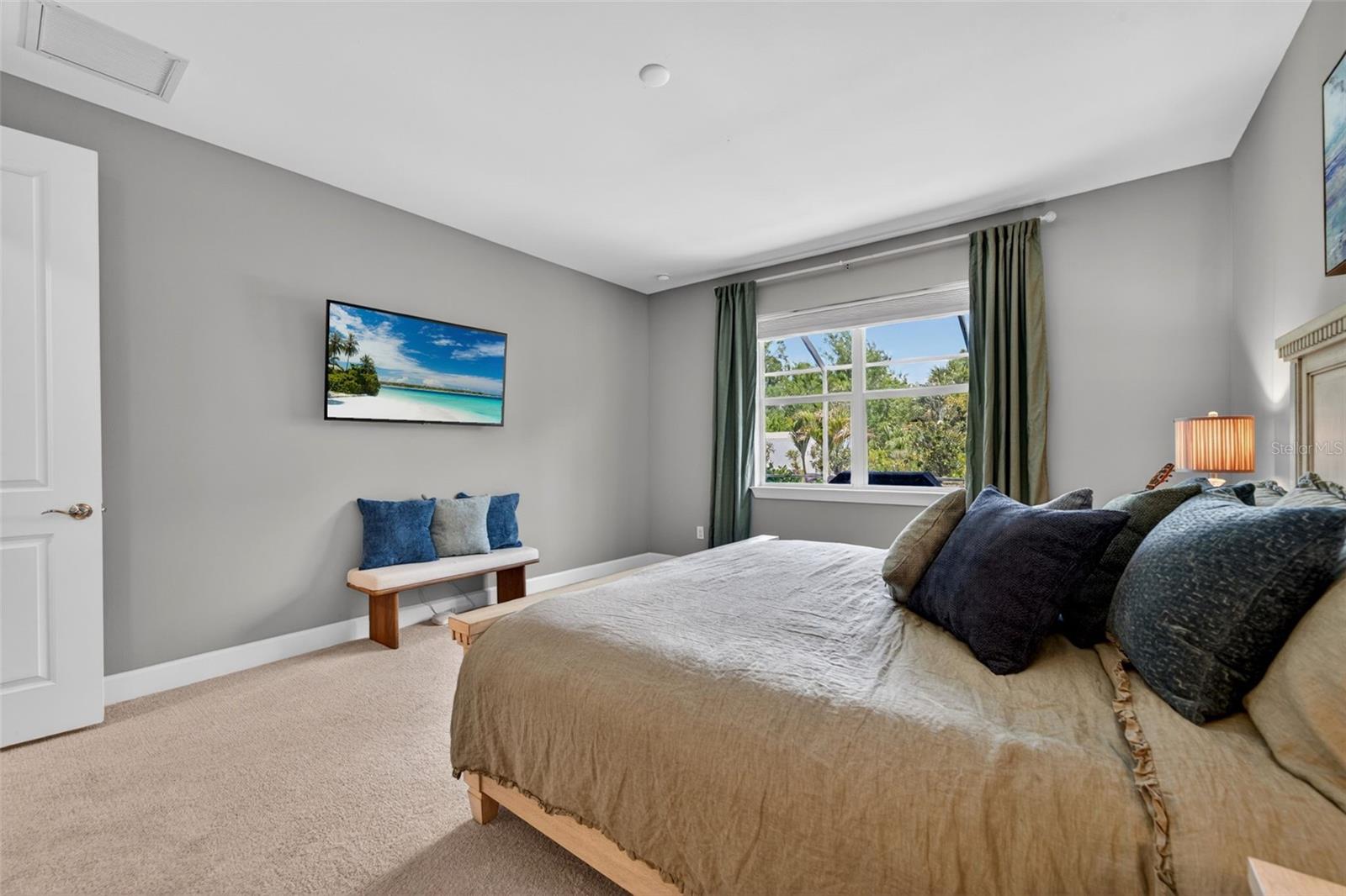 Image 34 of 98 For 10060 Coral Shore Drive