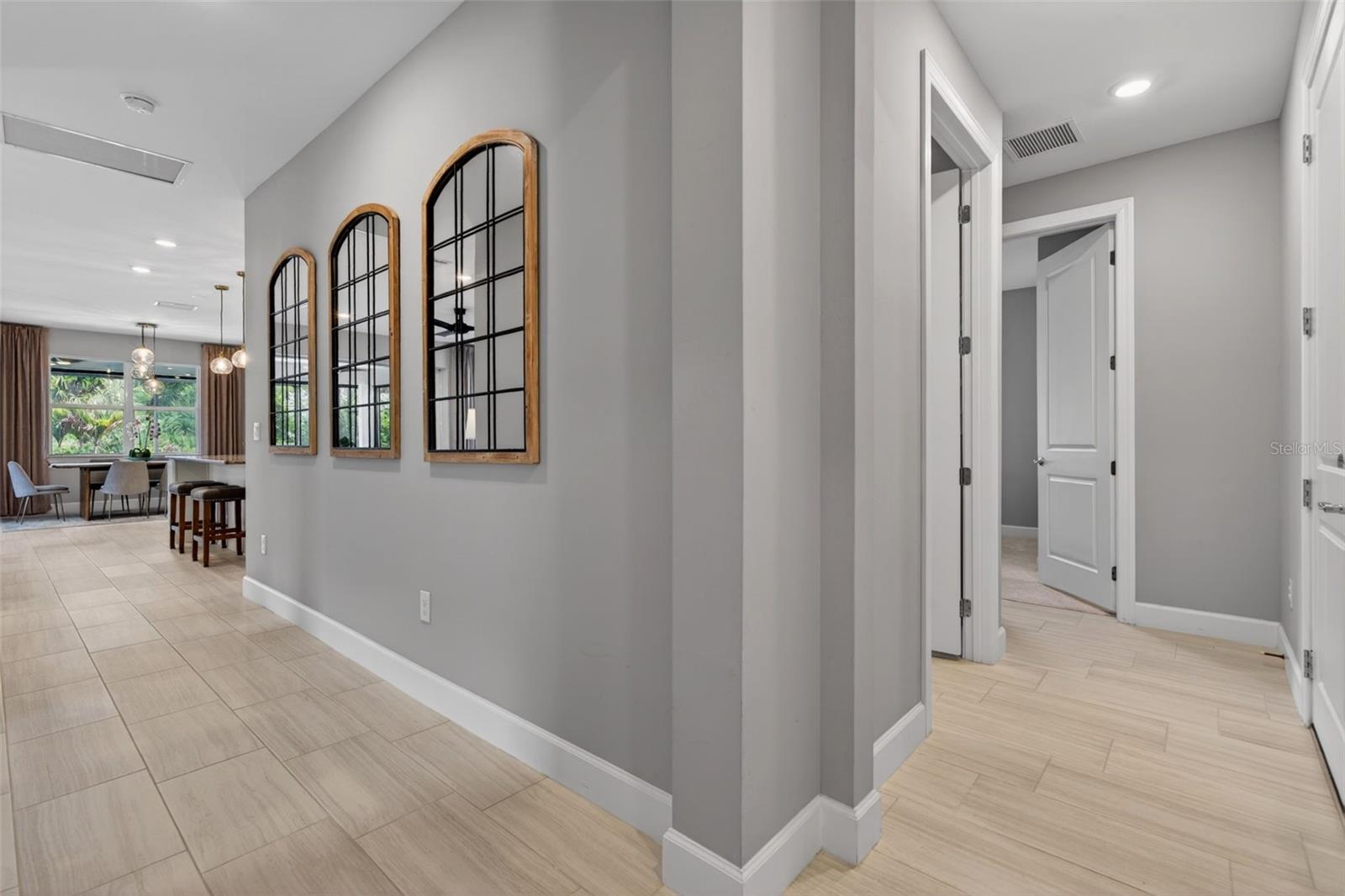 Image 38 of 98 For 10060 Coral Shore Drive