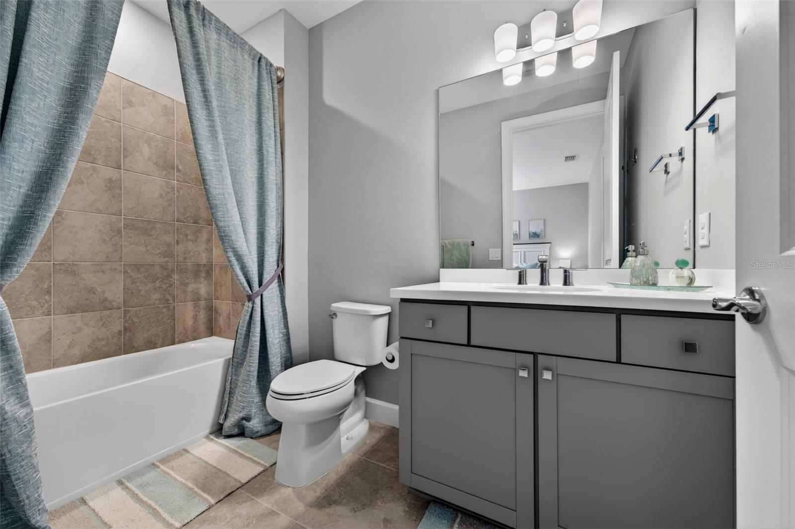 Image 41 of 98 For 10060 Coral Shore Drive