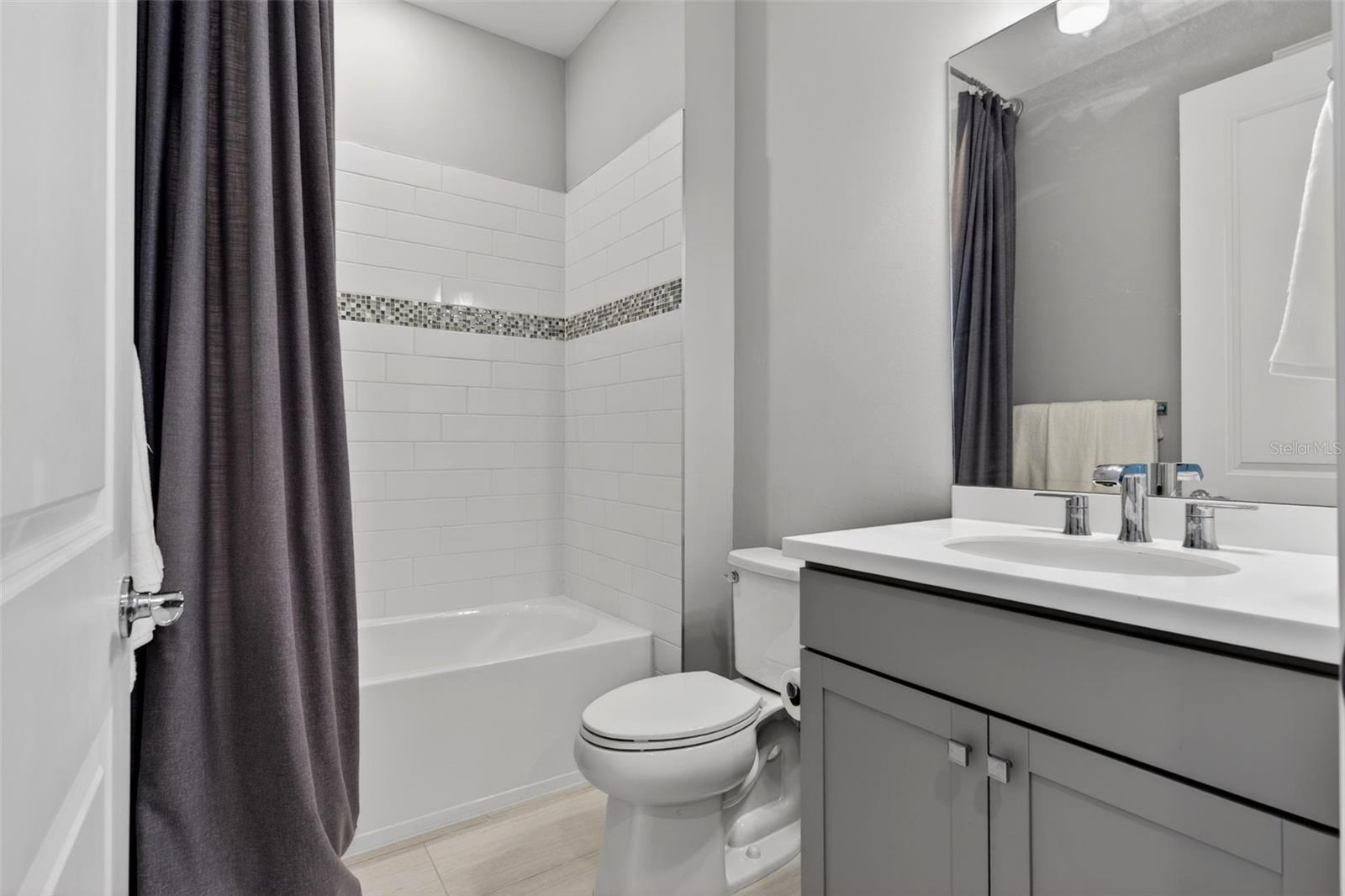 Image 45 of 98 For 10060 Coral Shore Drive