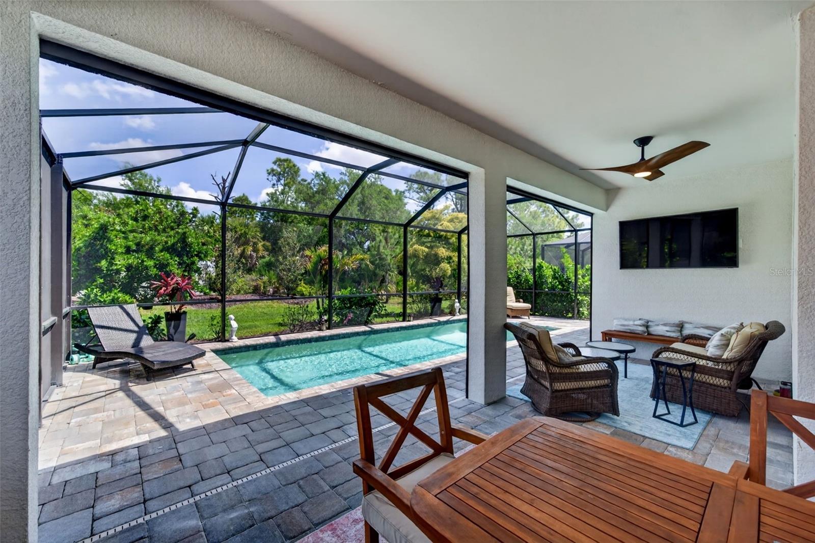 Image 51 of 98 For 10060 Coral Shore Drive