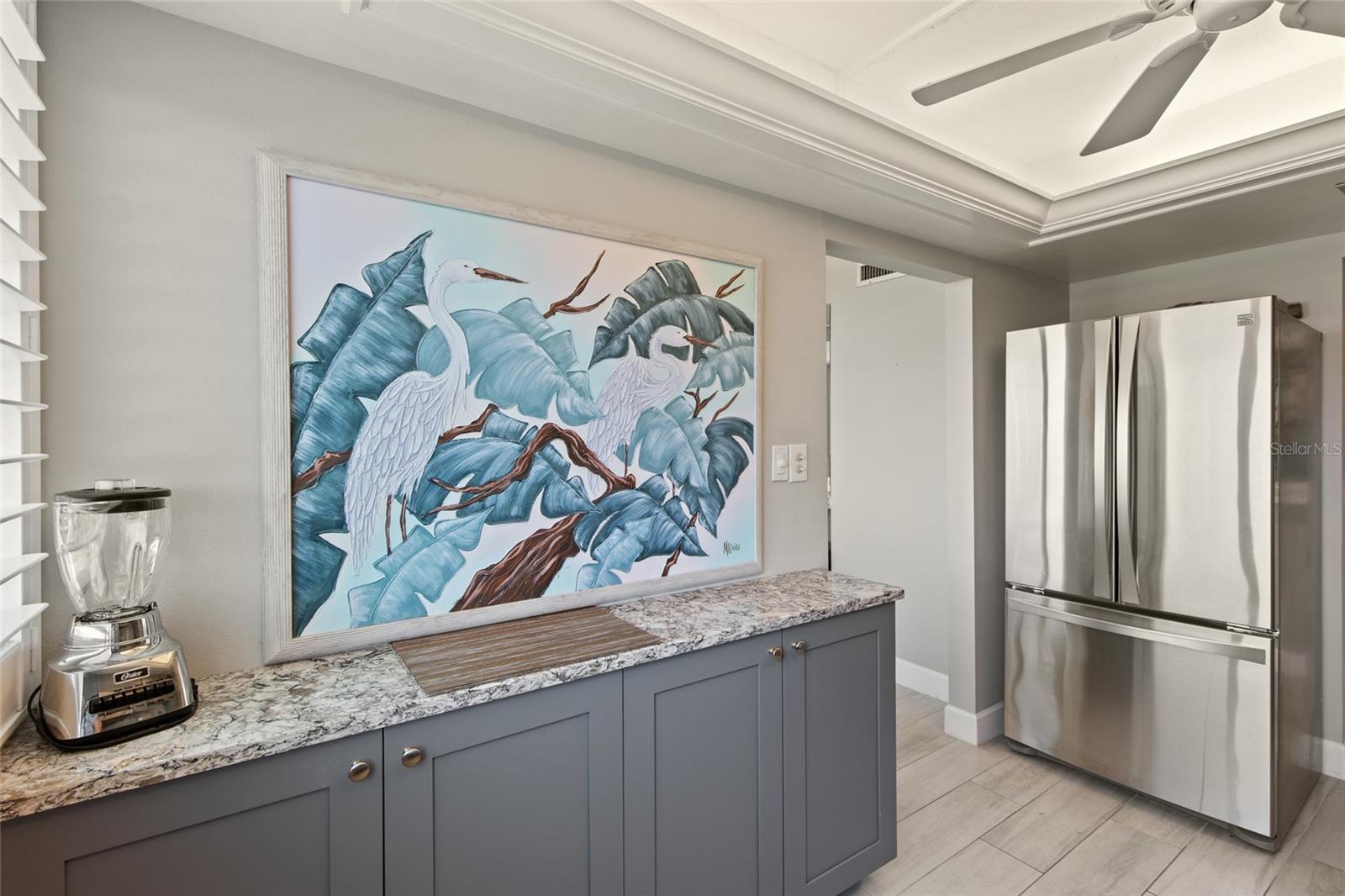 Image 25 of 69 For 6266 Midnight Pass Road 404