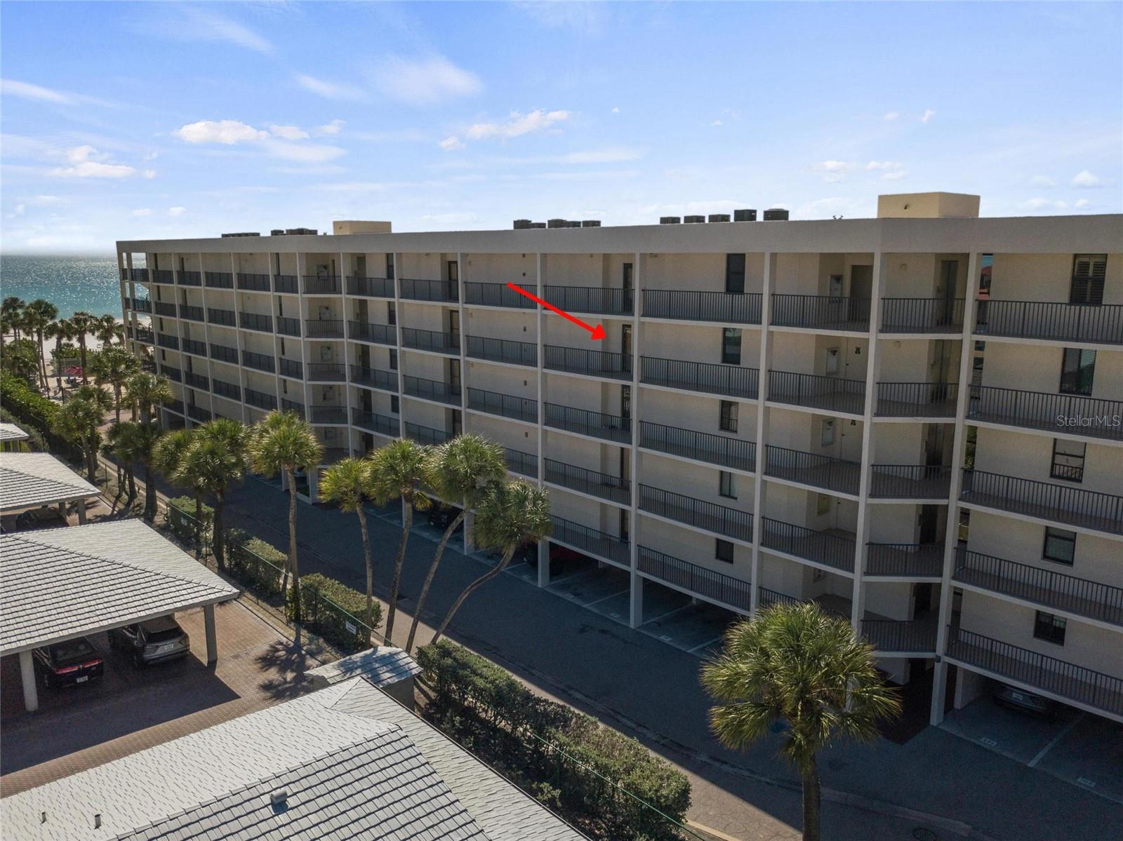 Image 4 of 69 For 6266 Midnight Pass Road 404