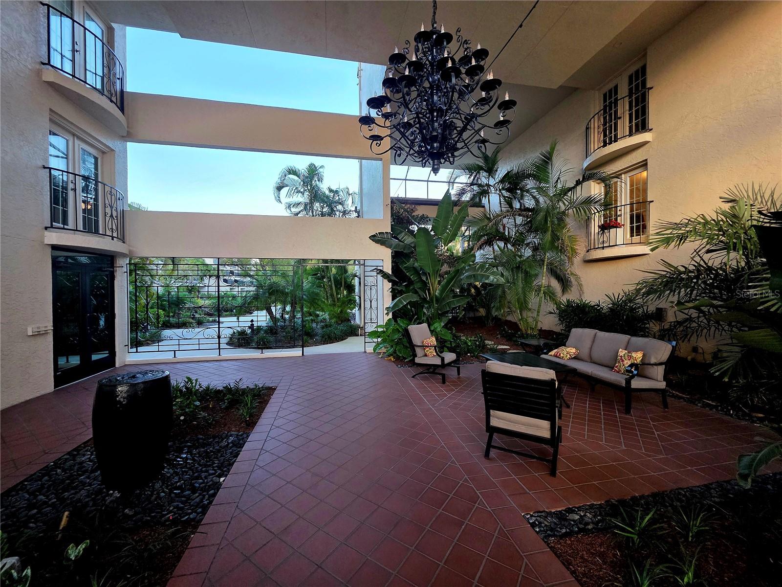 Image 55 of 69 For 6266 Midnight Pass Road 404