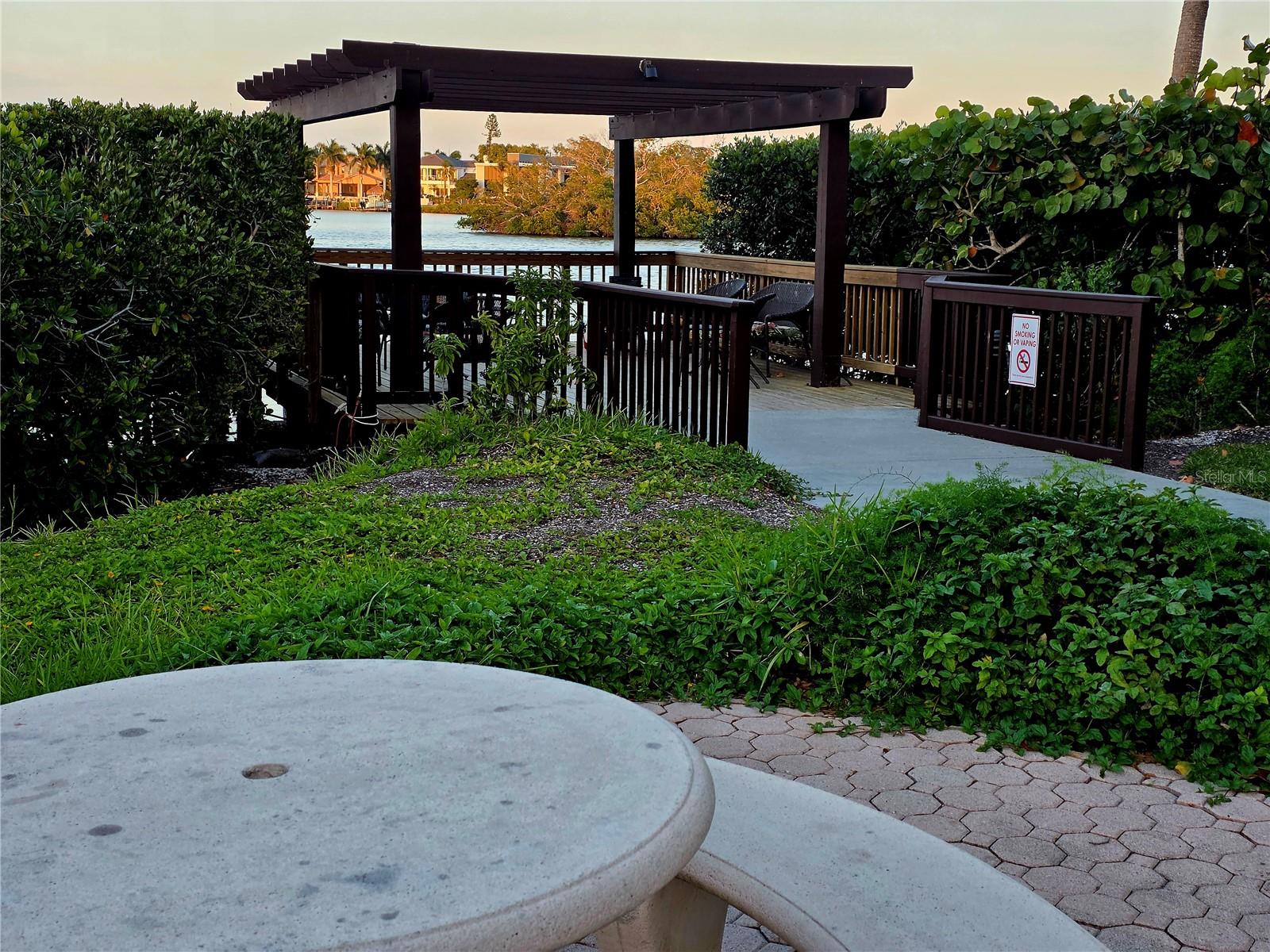 Image 61 of 69 For 6266 Midnight Pass Road 404