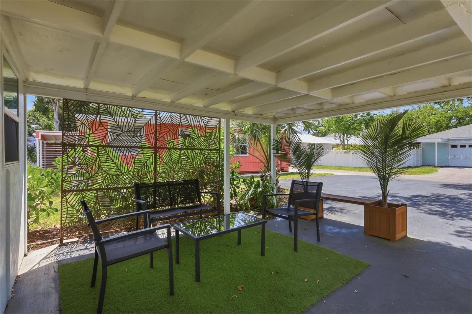 Image 18 of 68 For 301 28th Street W