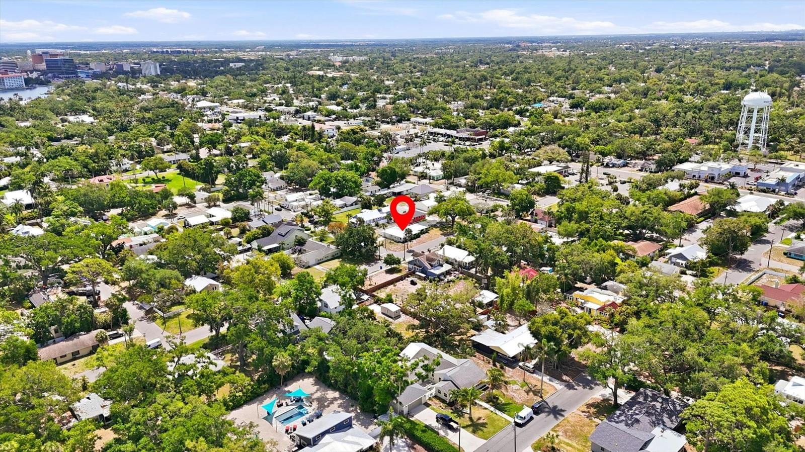Image 2 of 68 For 301 28th Street W