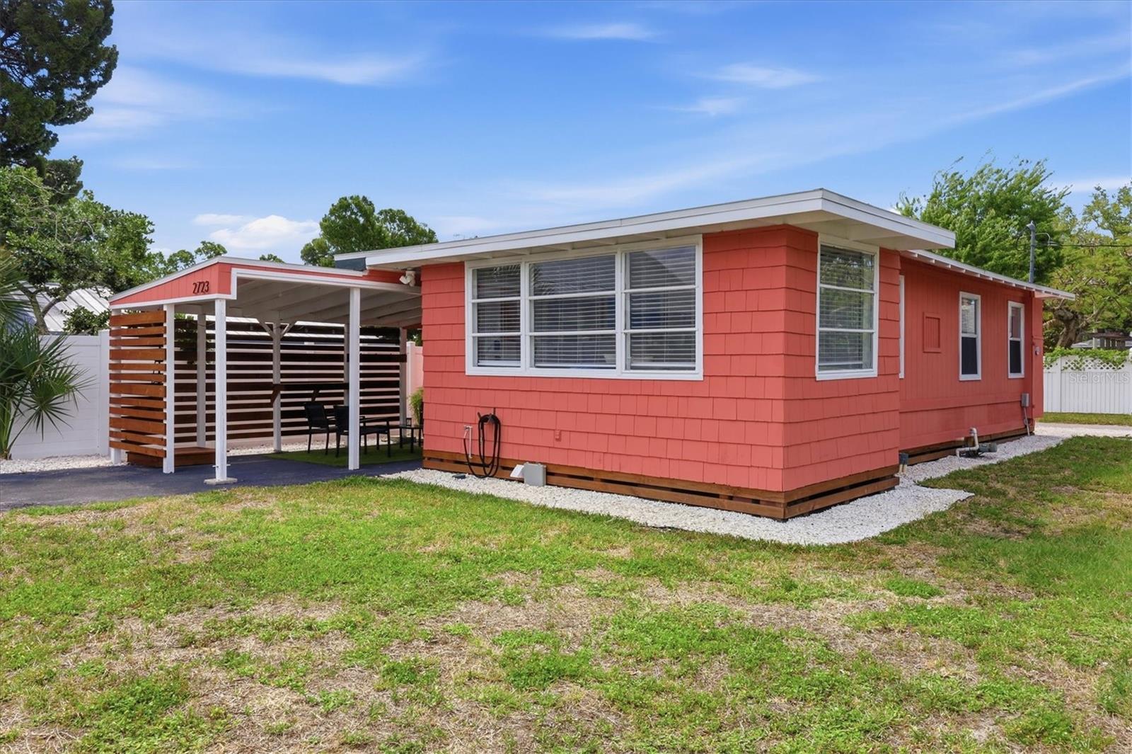Image 34 of 68 For 301 28th Street W