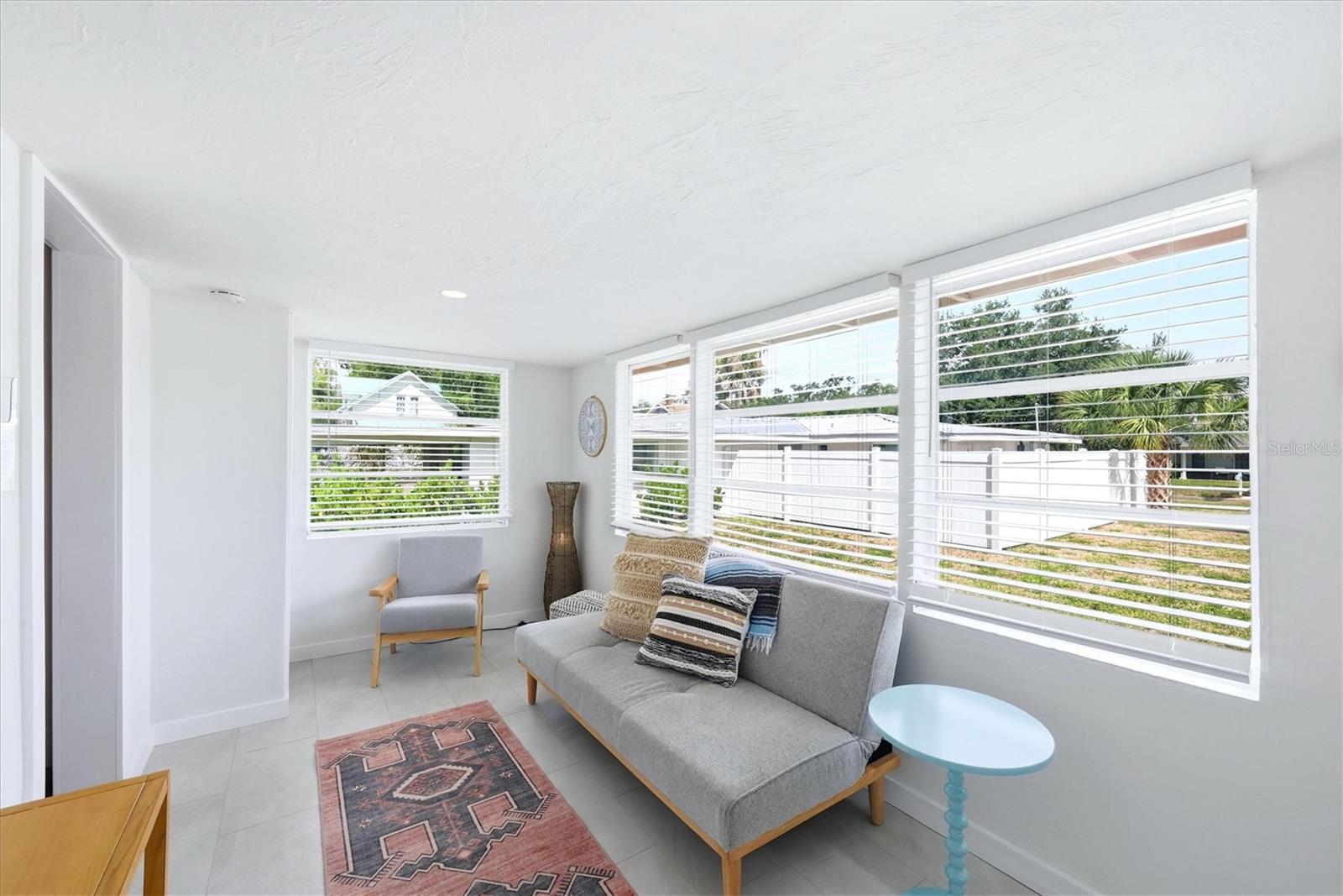 Image 36 of 68 For 301 28th Street W
