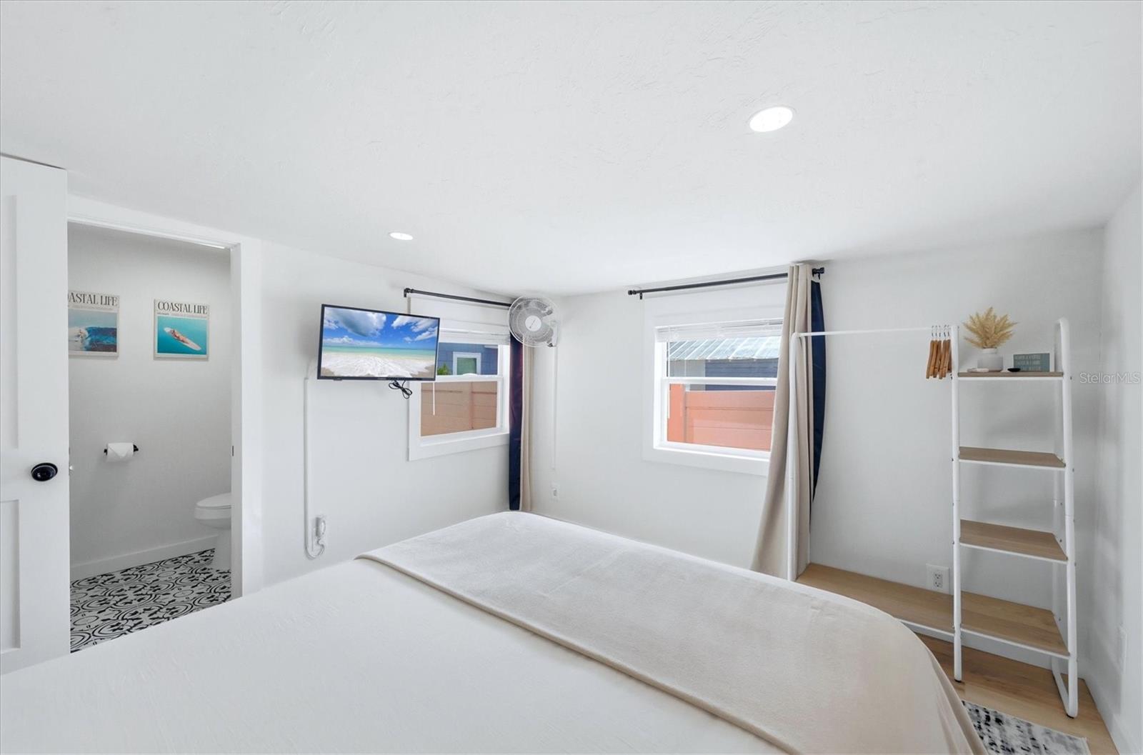 Image 47 of 68 For 301 28th Street W